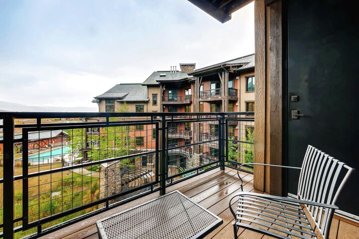 #4113 - Studio Balcony