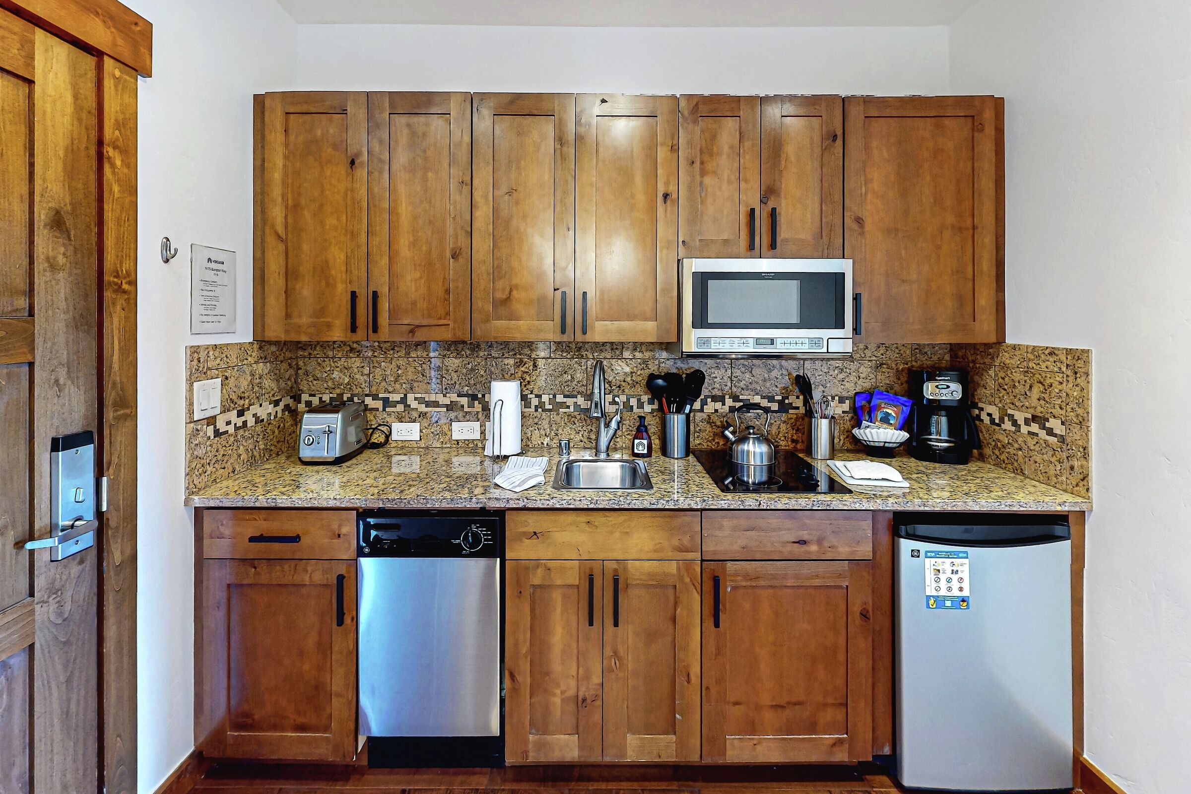 Studio Kitchenette