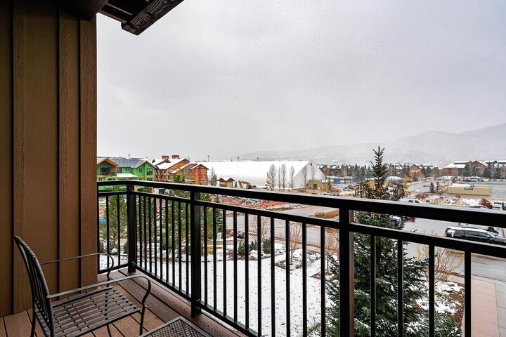 #3104 - Balcony