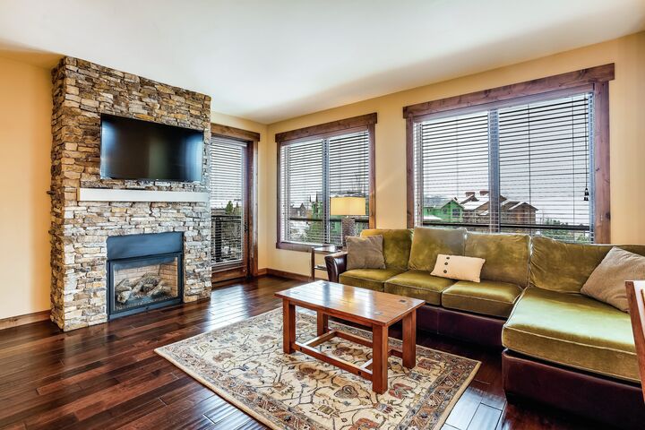 #3104 - Living Area