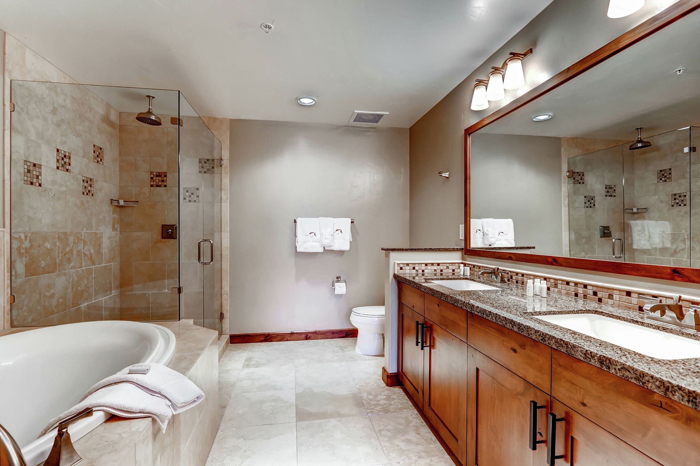 Master Ensuite Bathroom