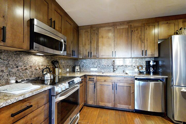 #2122 - Kitchen