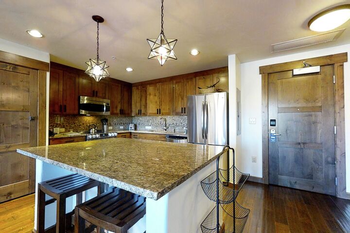 #2122 - Kitchen