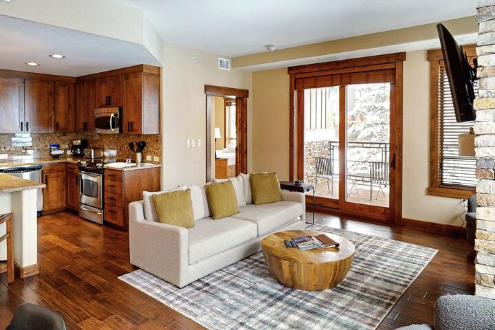 #3119 - Living Area