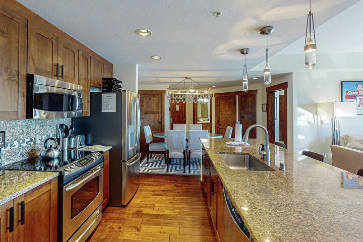 #4117 - Kitchen
