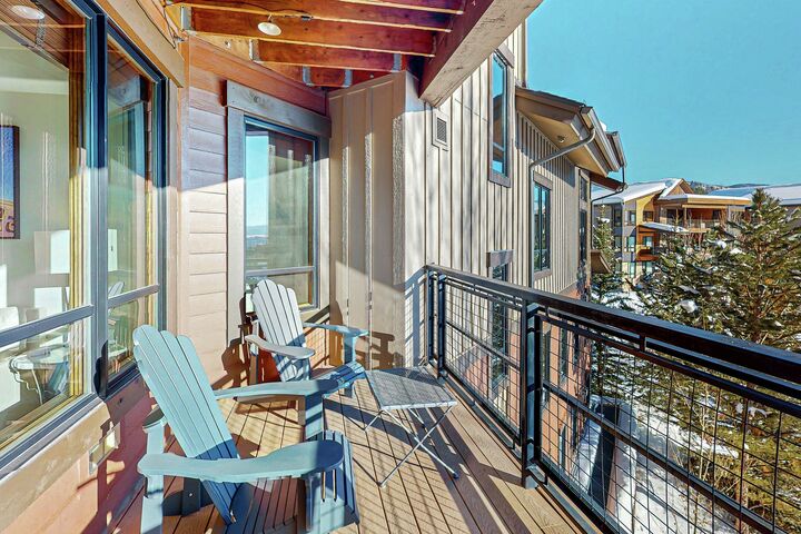 #4117 - Balcony