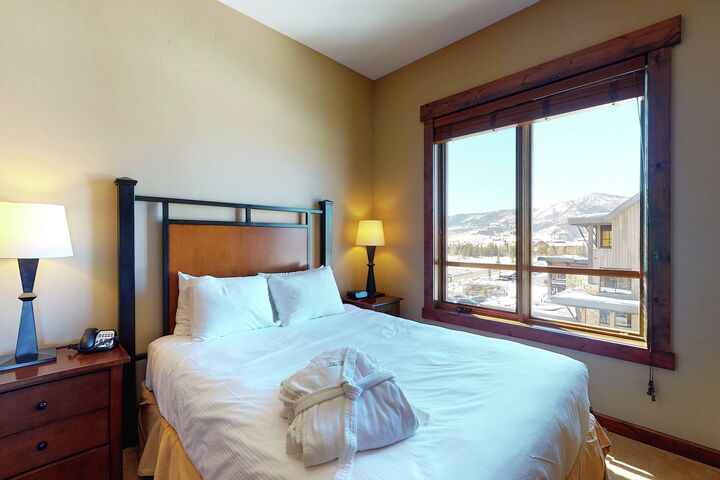 #5114 - Bedroom