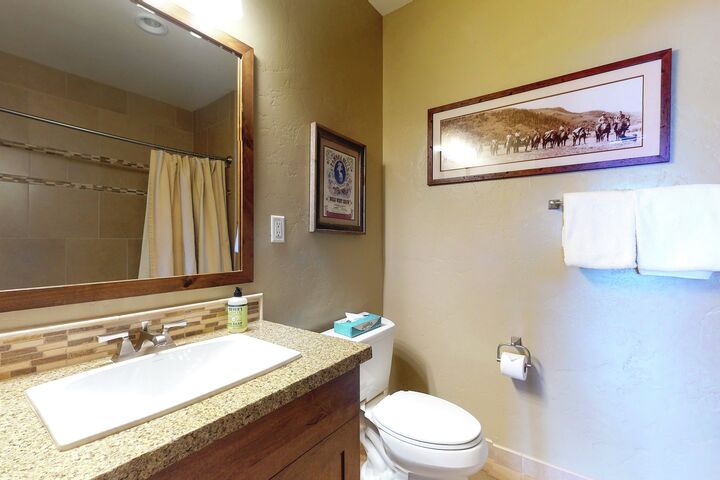 #5104 - Bathroom