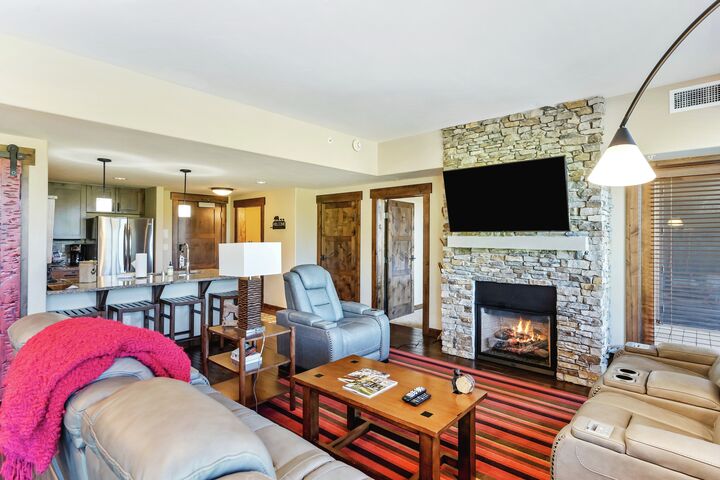 #3118 - Living Area