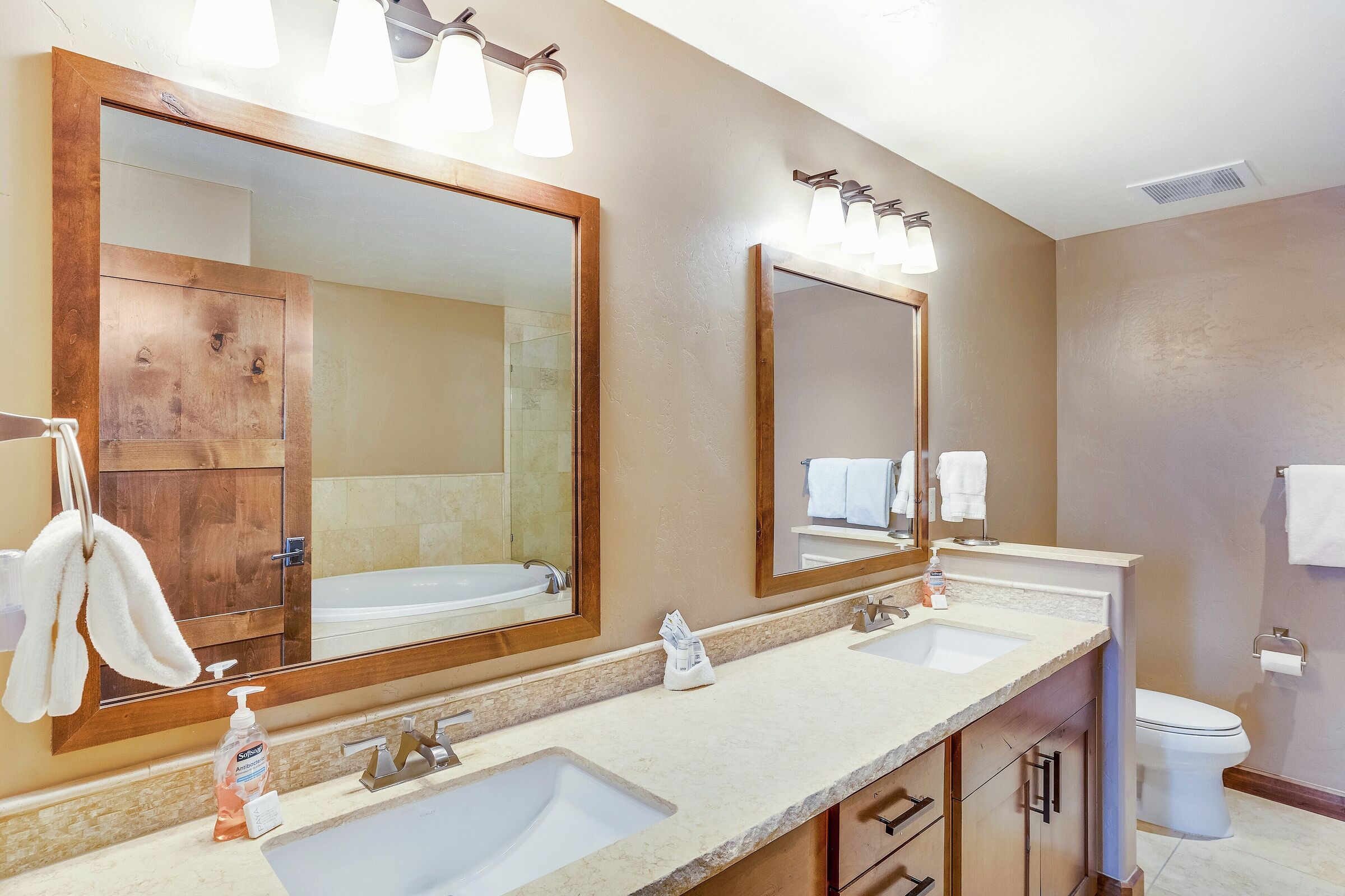 Master Ensuite Bathroom