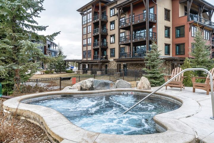 Outdoor Hot Tub