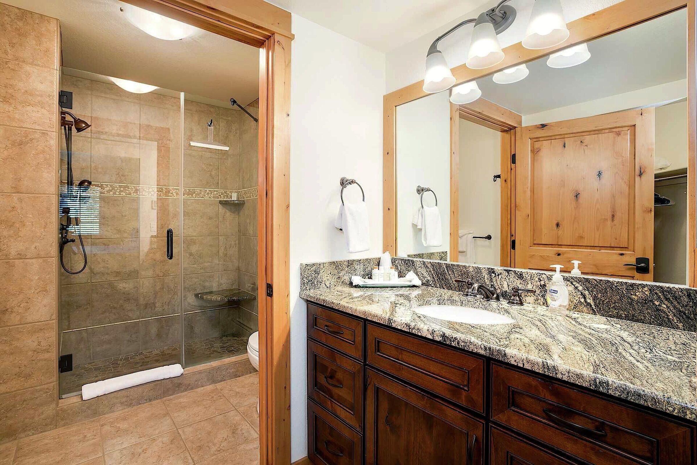 Master Ensuite Bathroom
