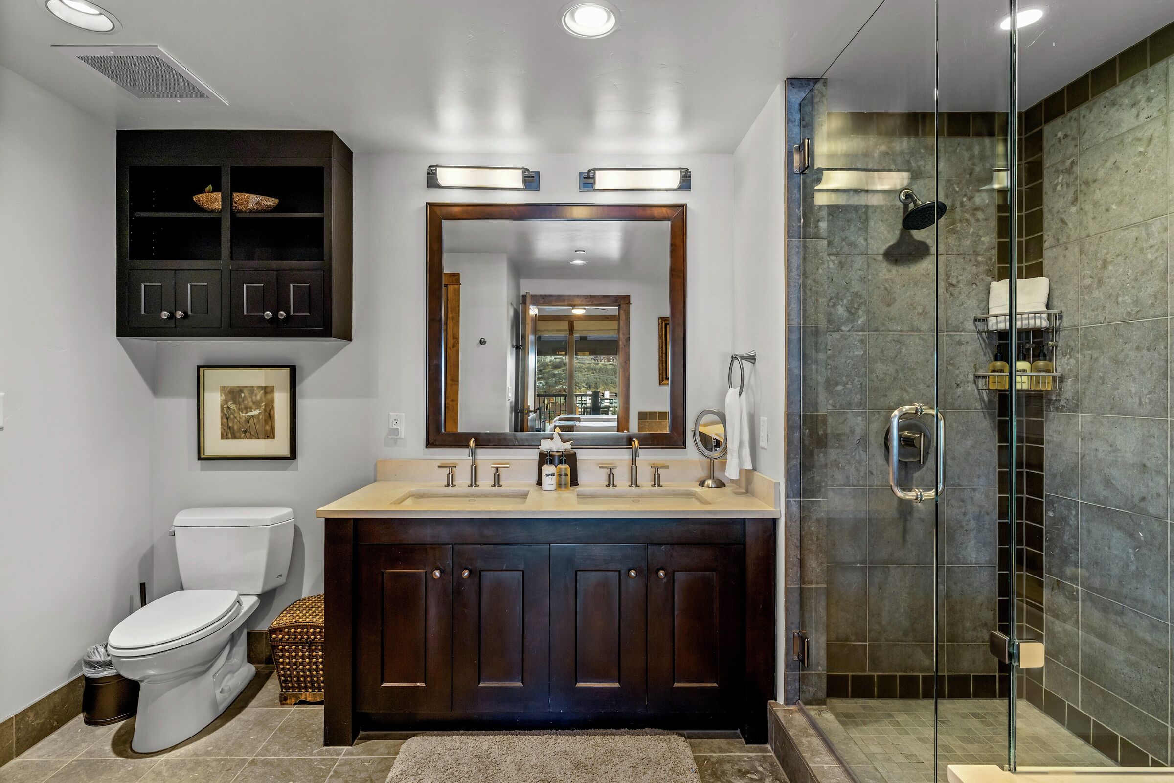 Ensuite Bathroom