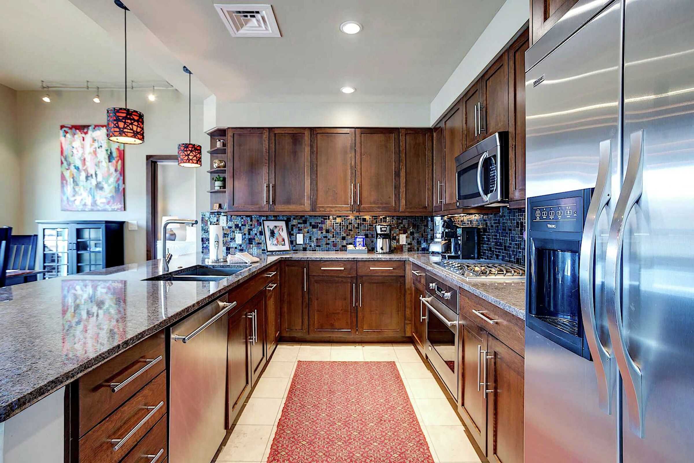 #301B - Kitchen