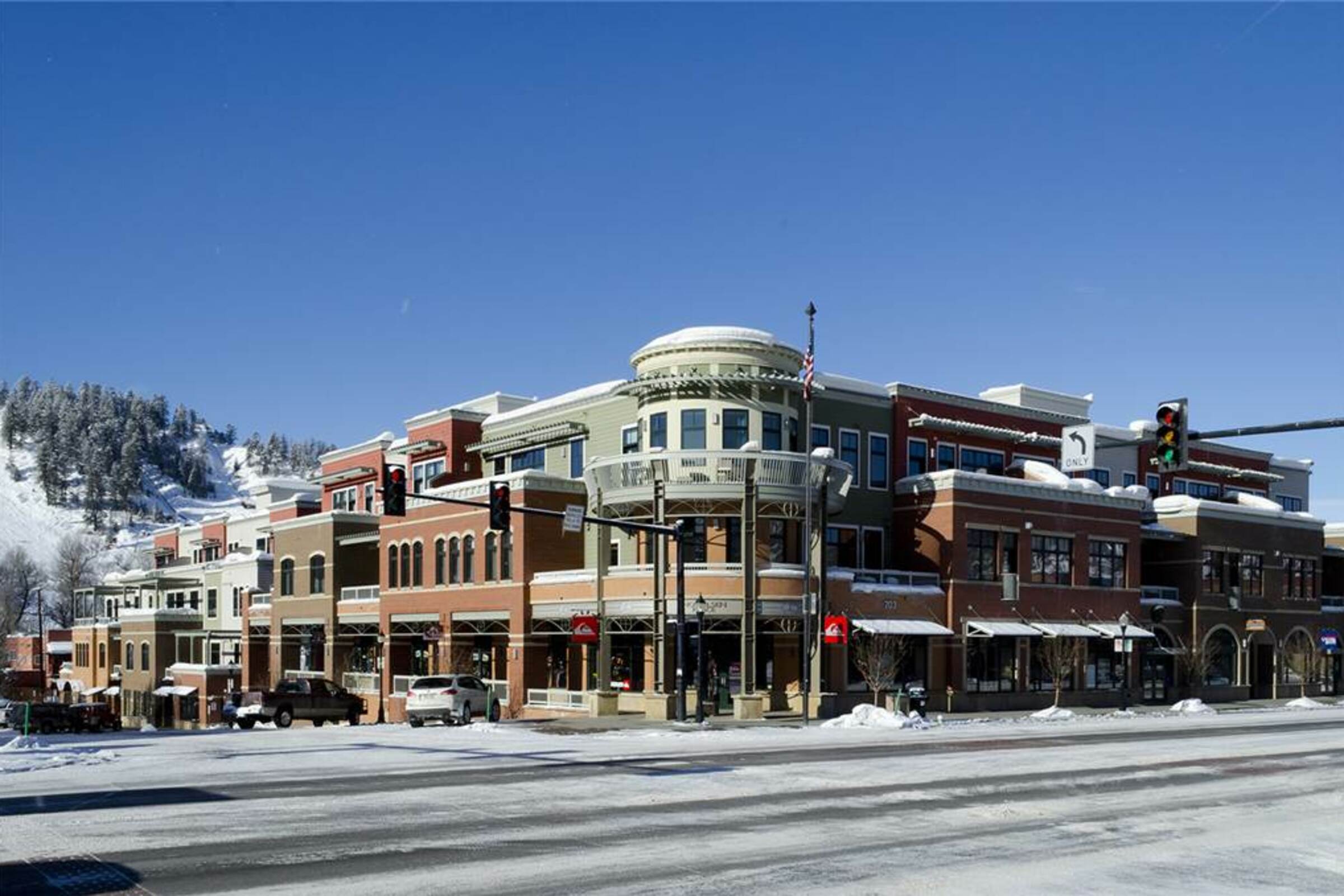 Howelsen Place