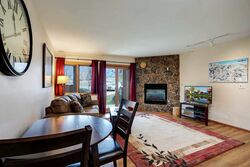 #103C - Living Room & Dining Room