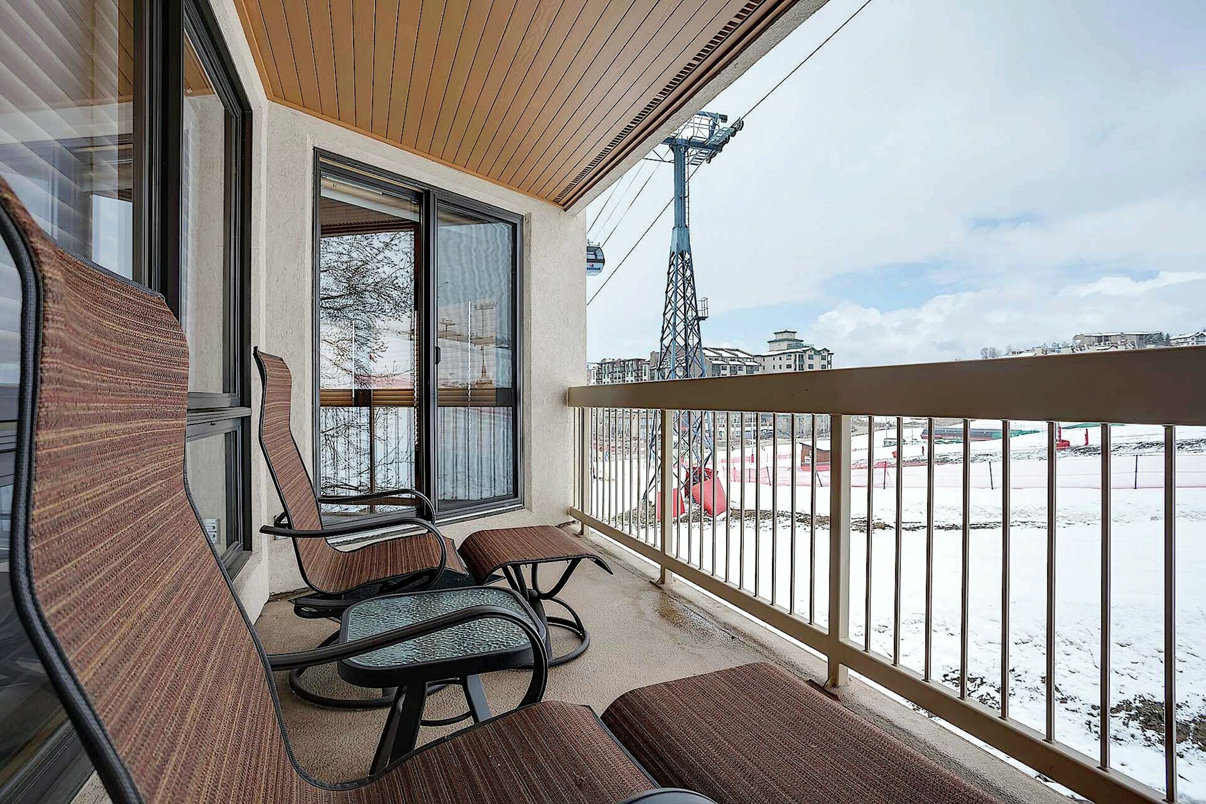 #132 - Balcony