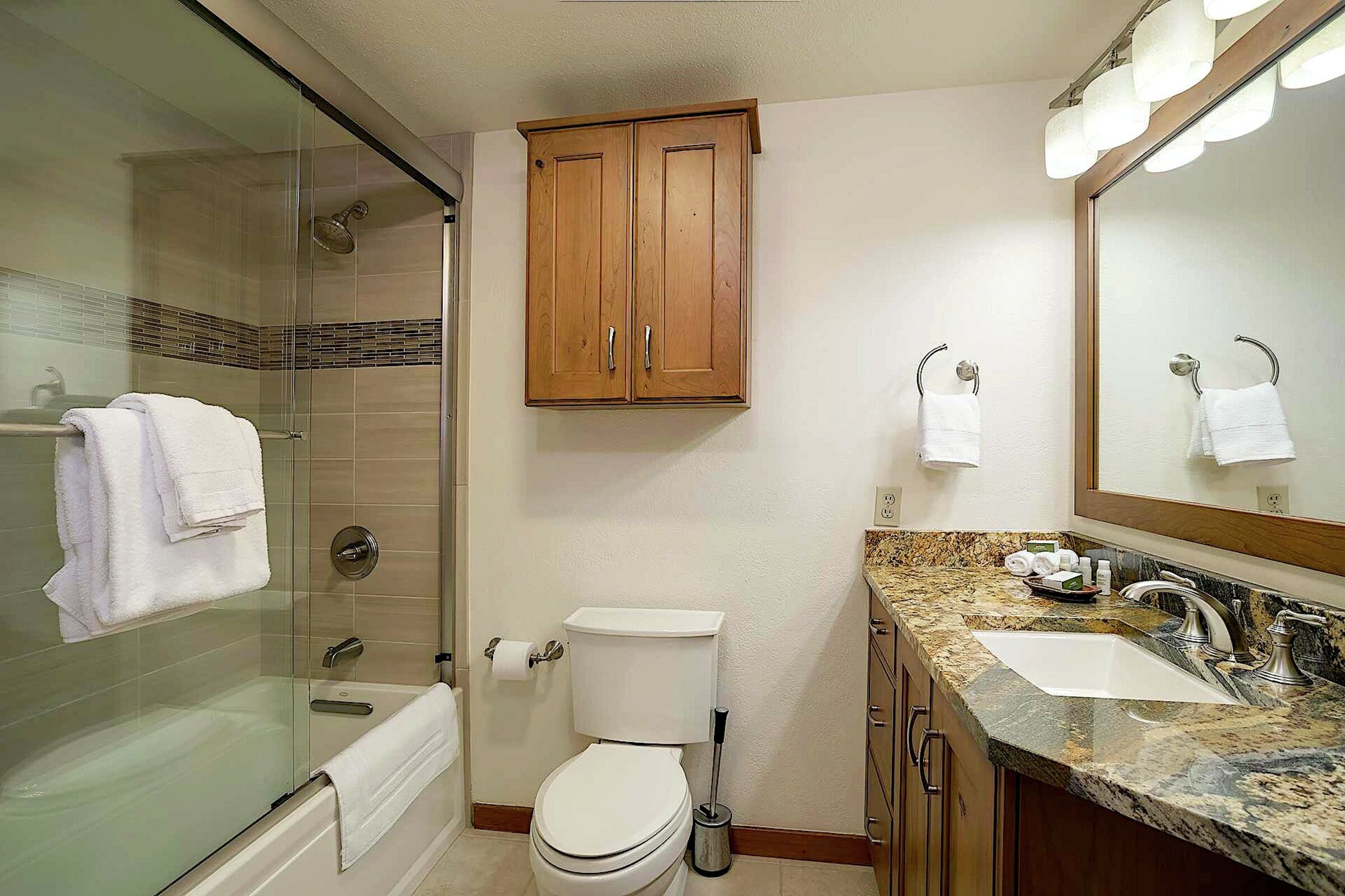 #132 - Bathroom