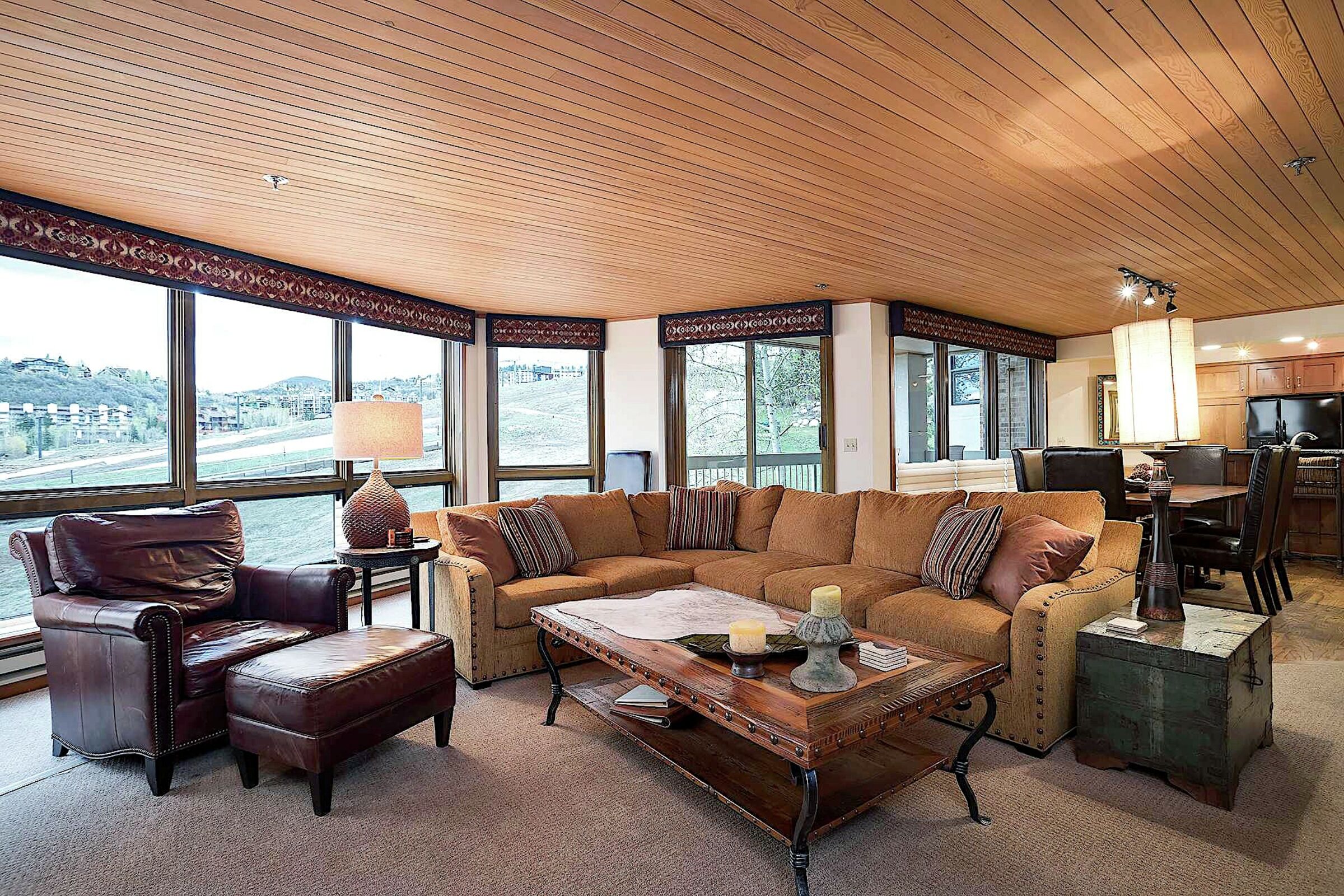 #132 - Living Area