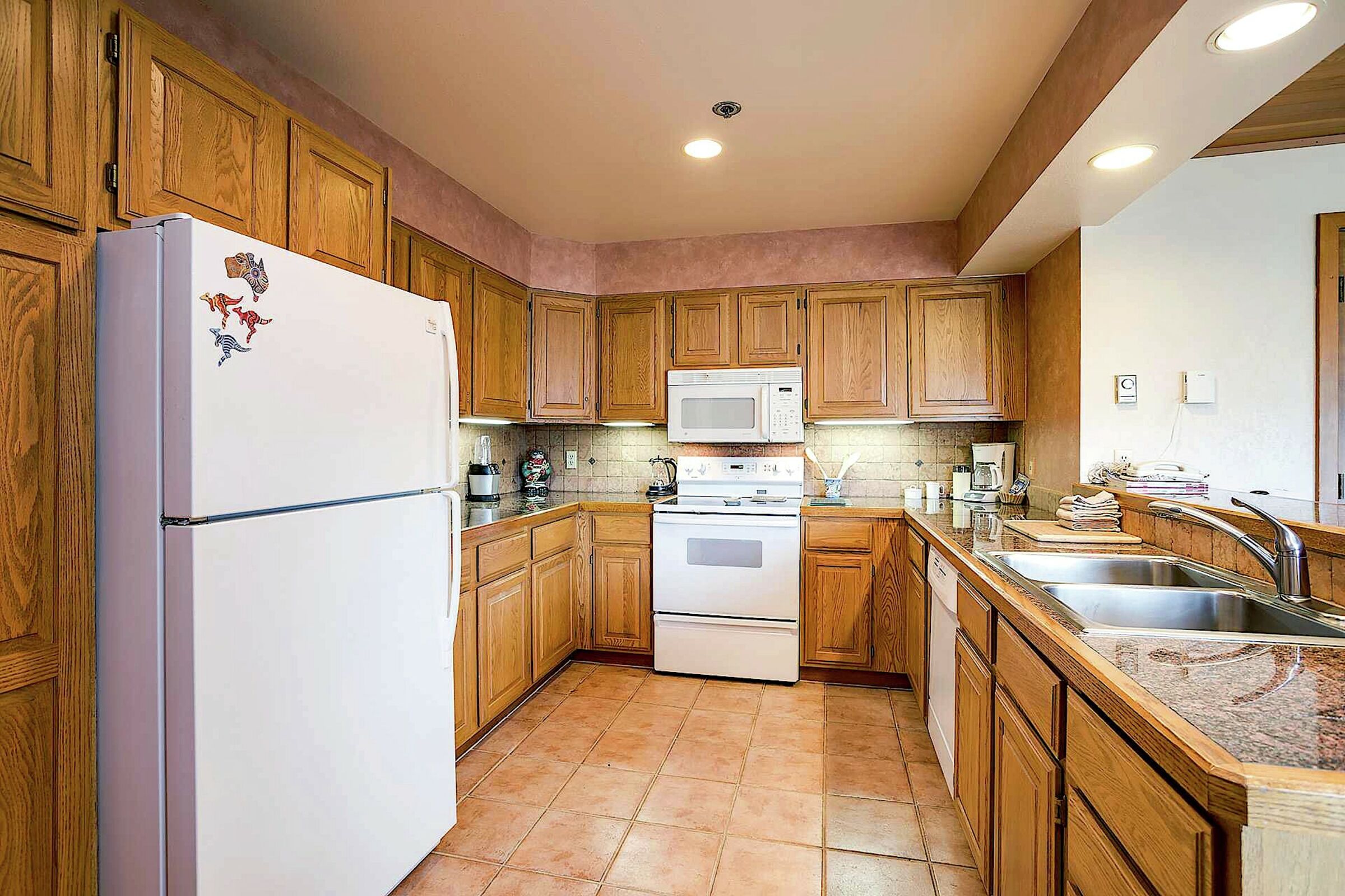 #122 - Kitchen