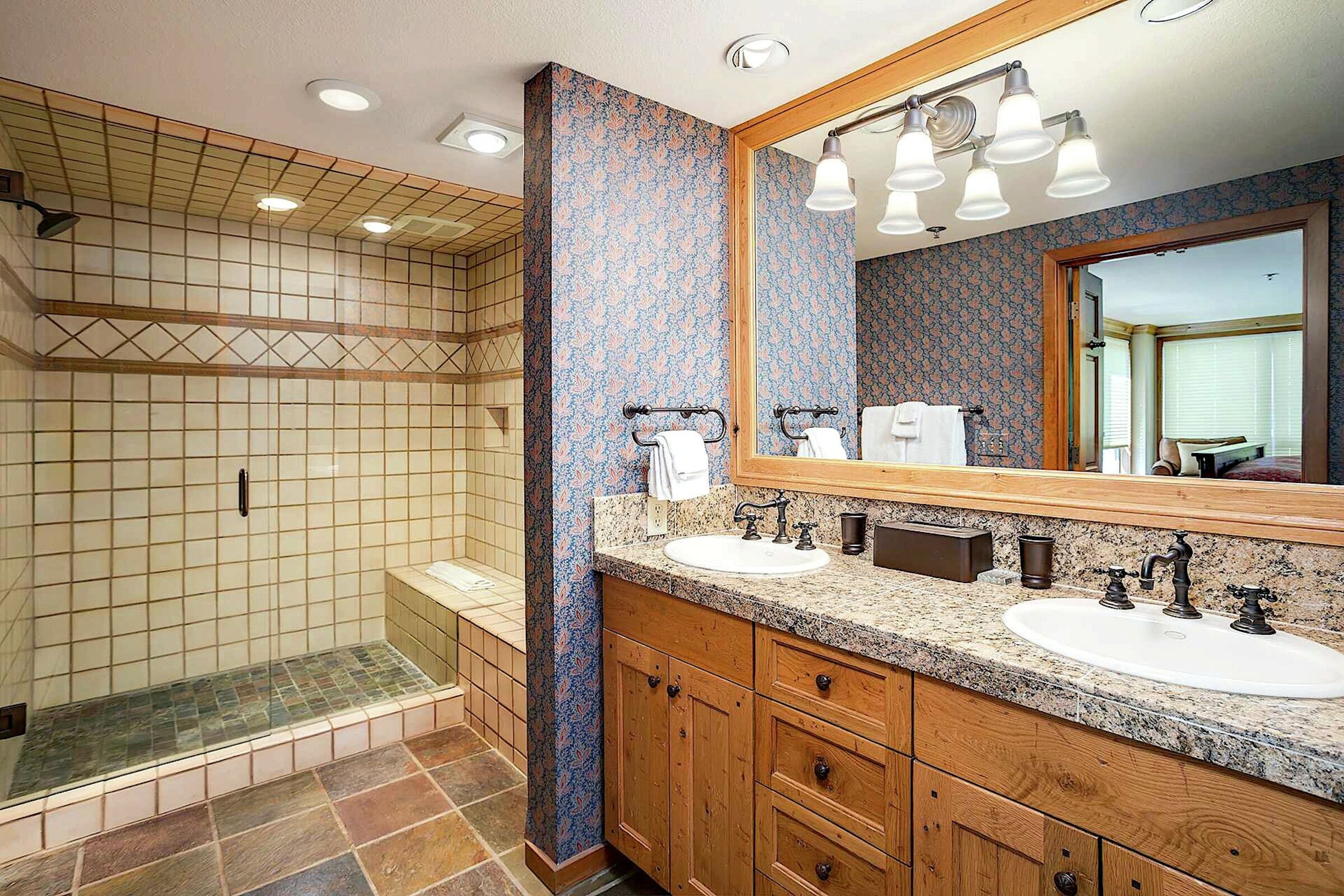 #121 - Bathroom