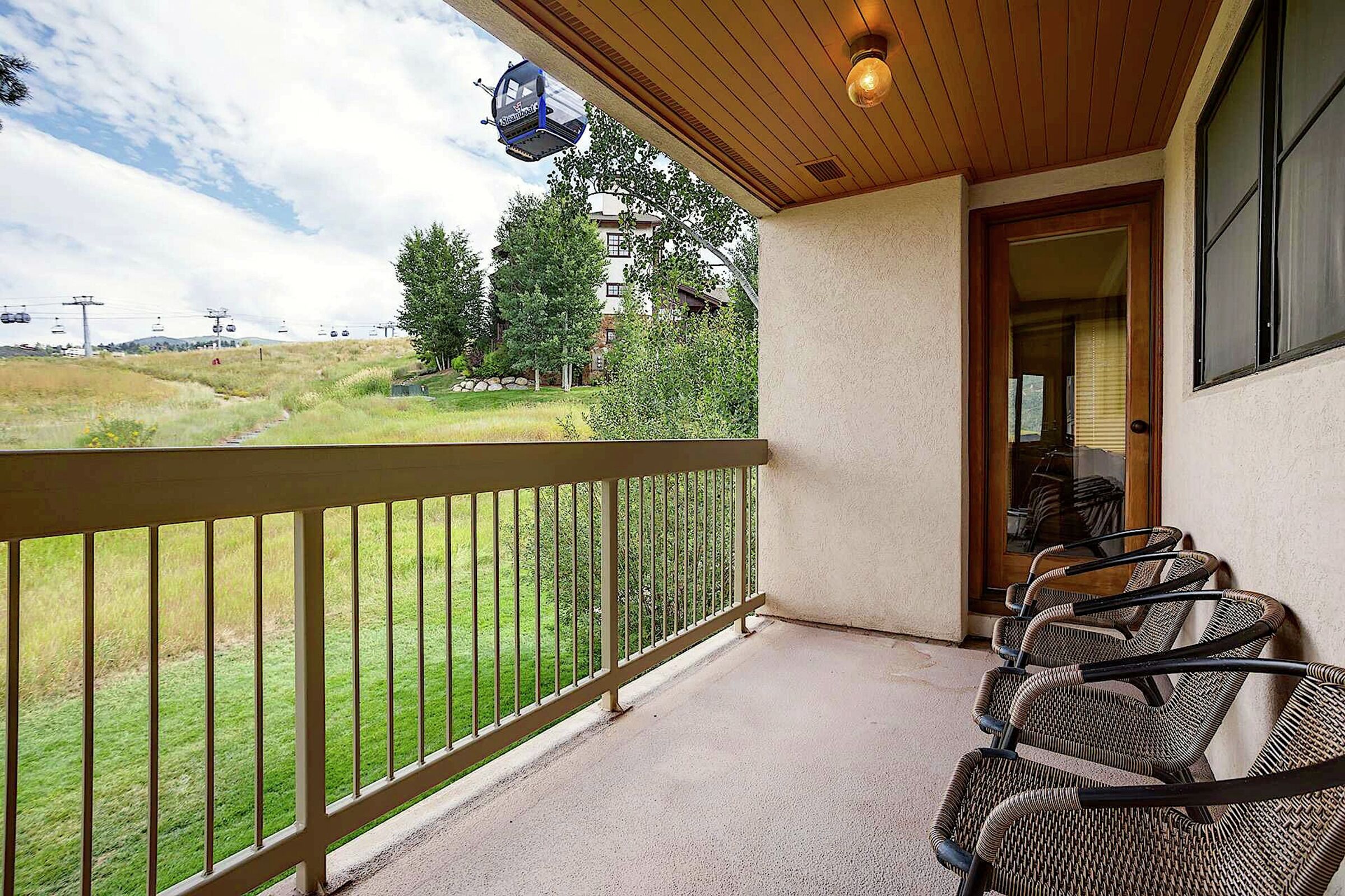 #121 - Balcony