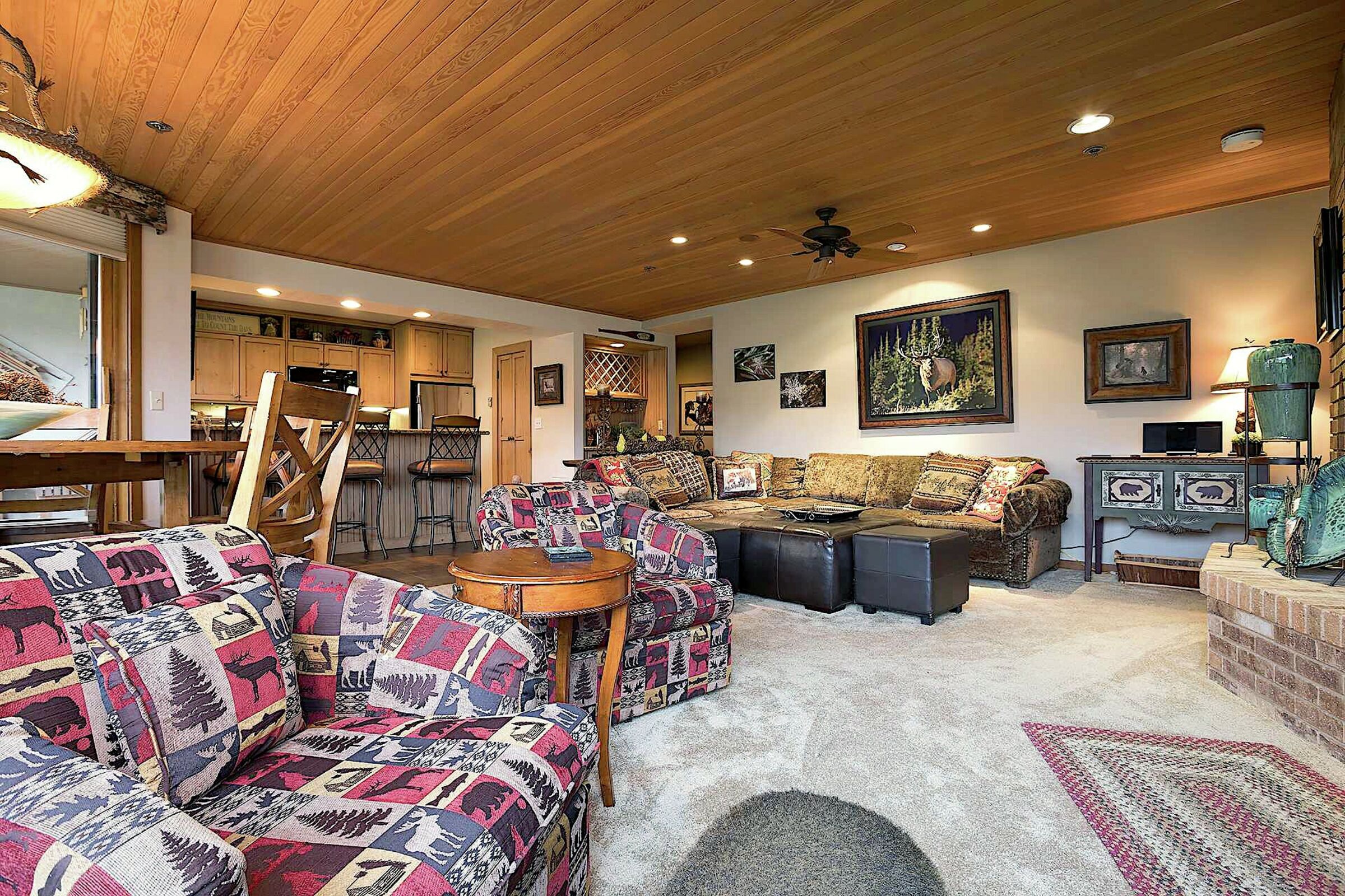 #115 - Living Area
