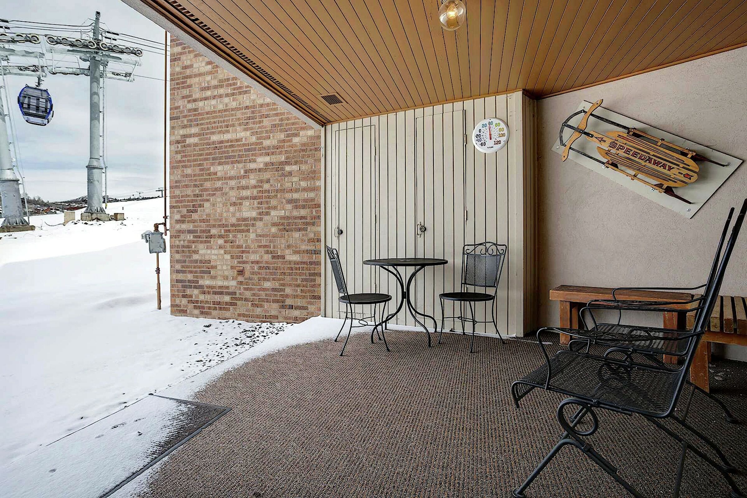 #115 - Patio