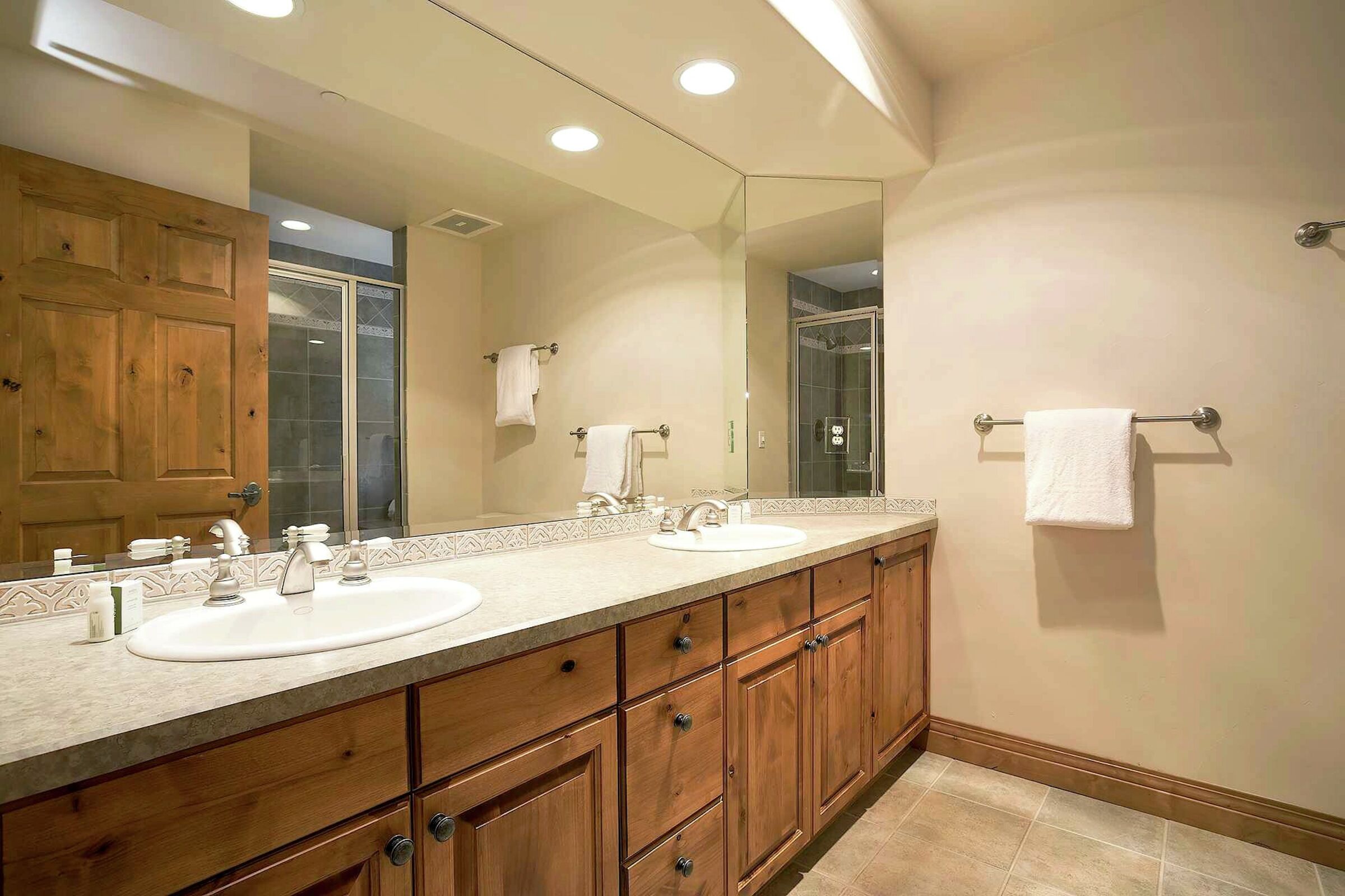 #324 - Bathroom
