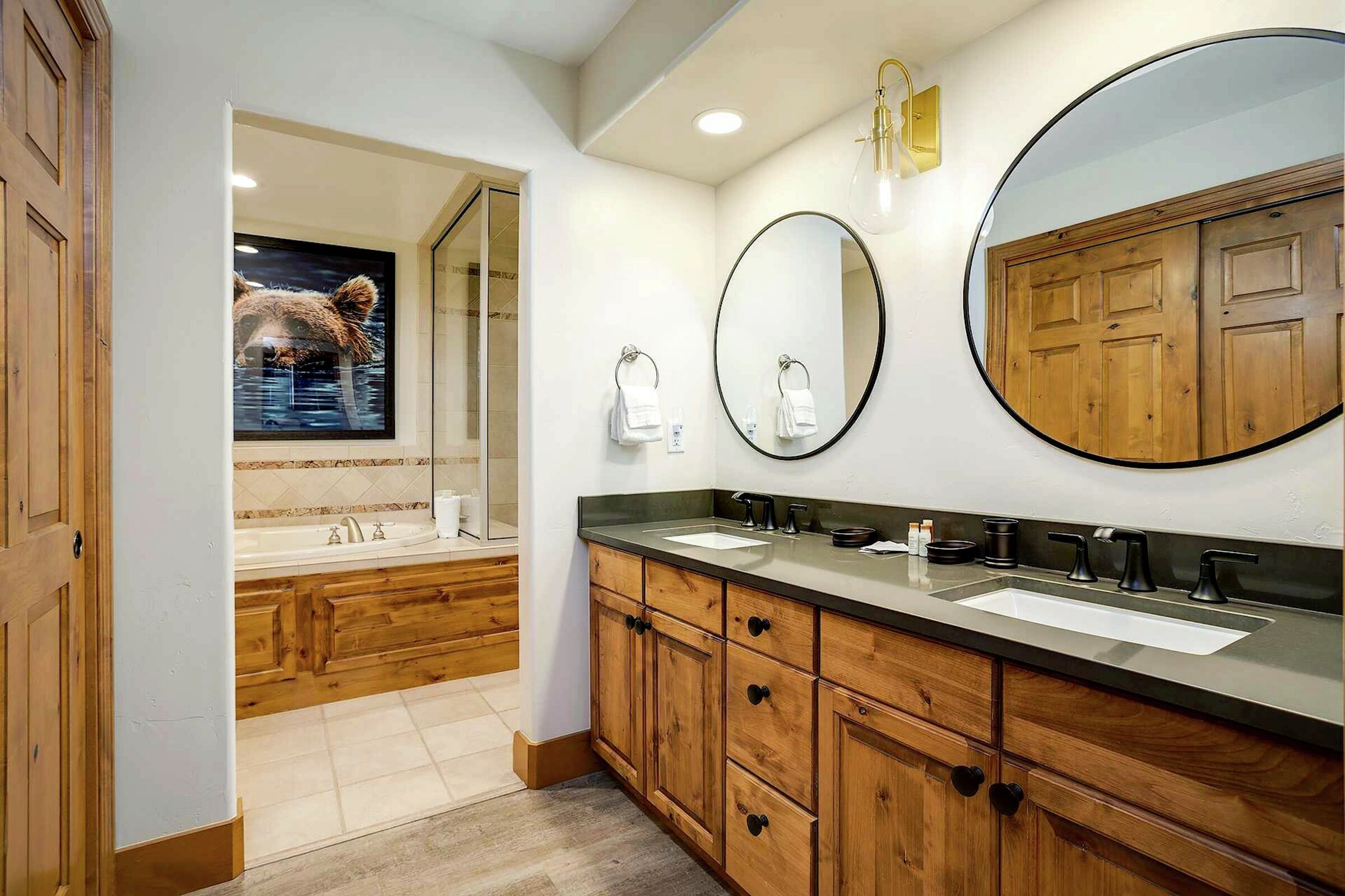 #332 - Bathroom