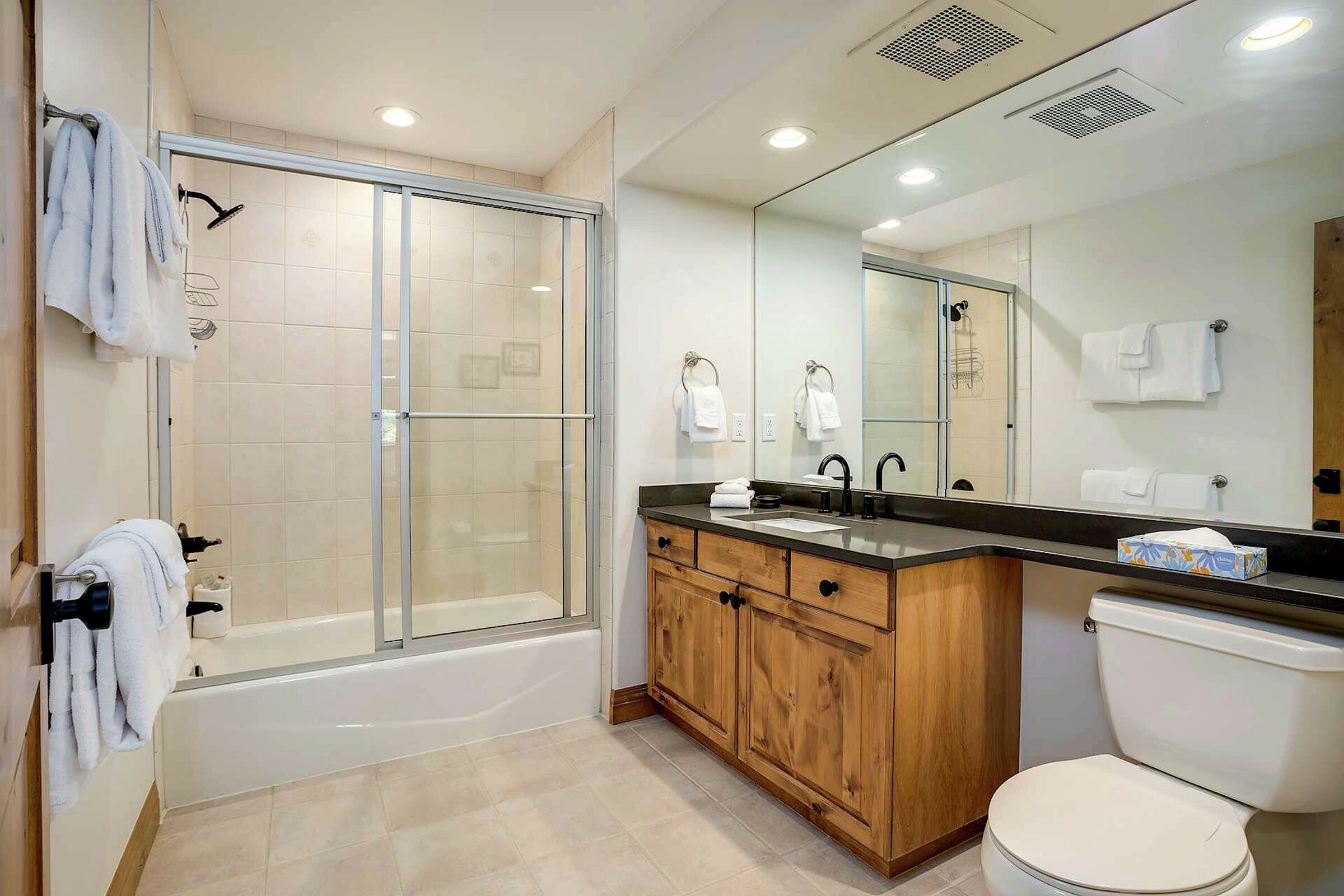 #332 - Bathroom