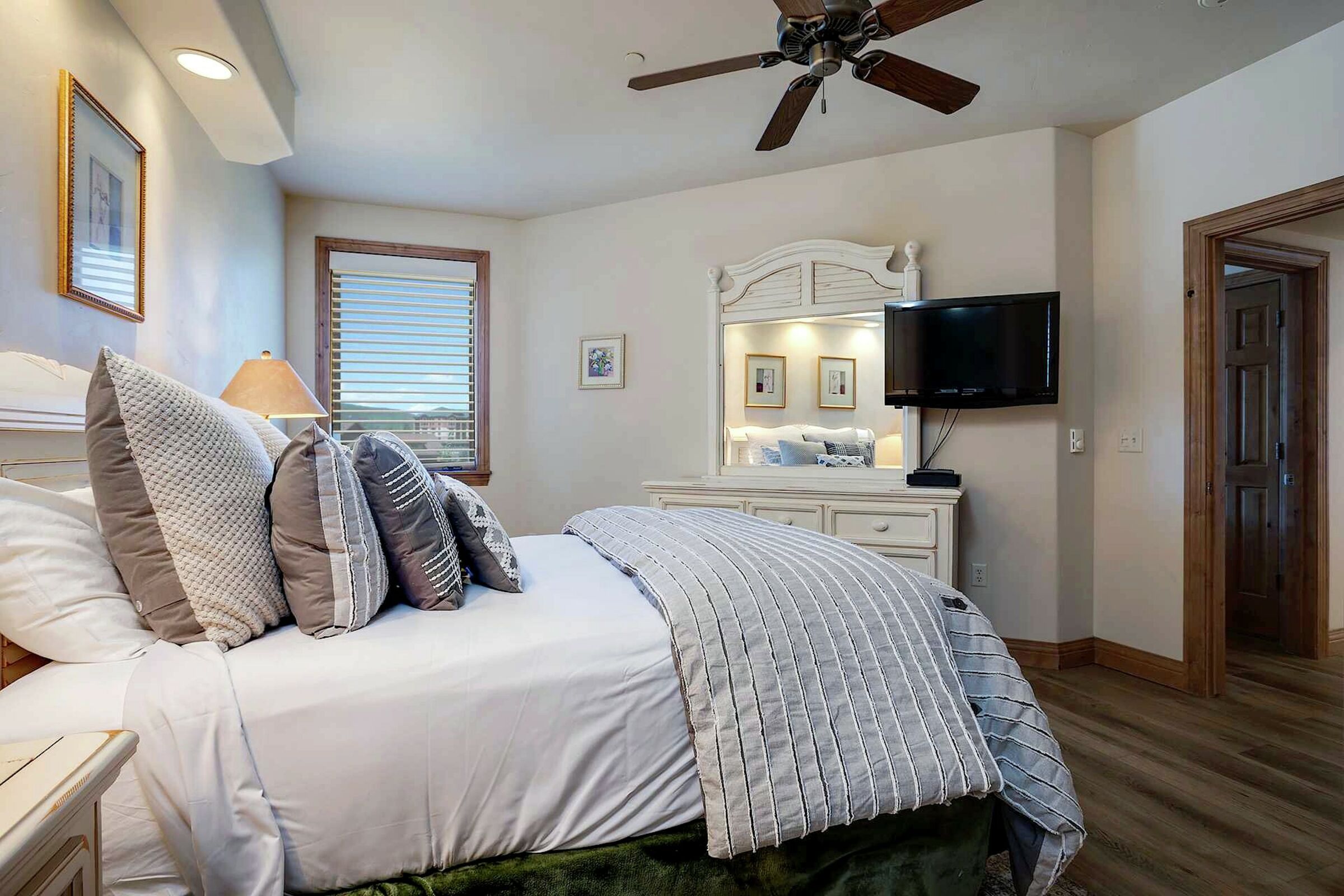 #343 - Bedroom