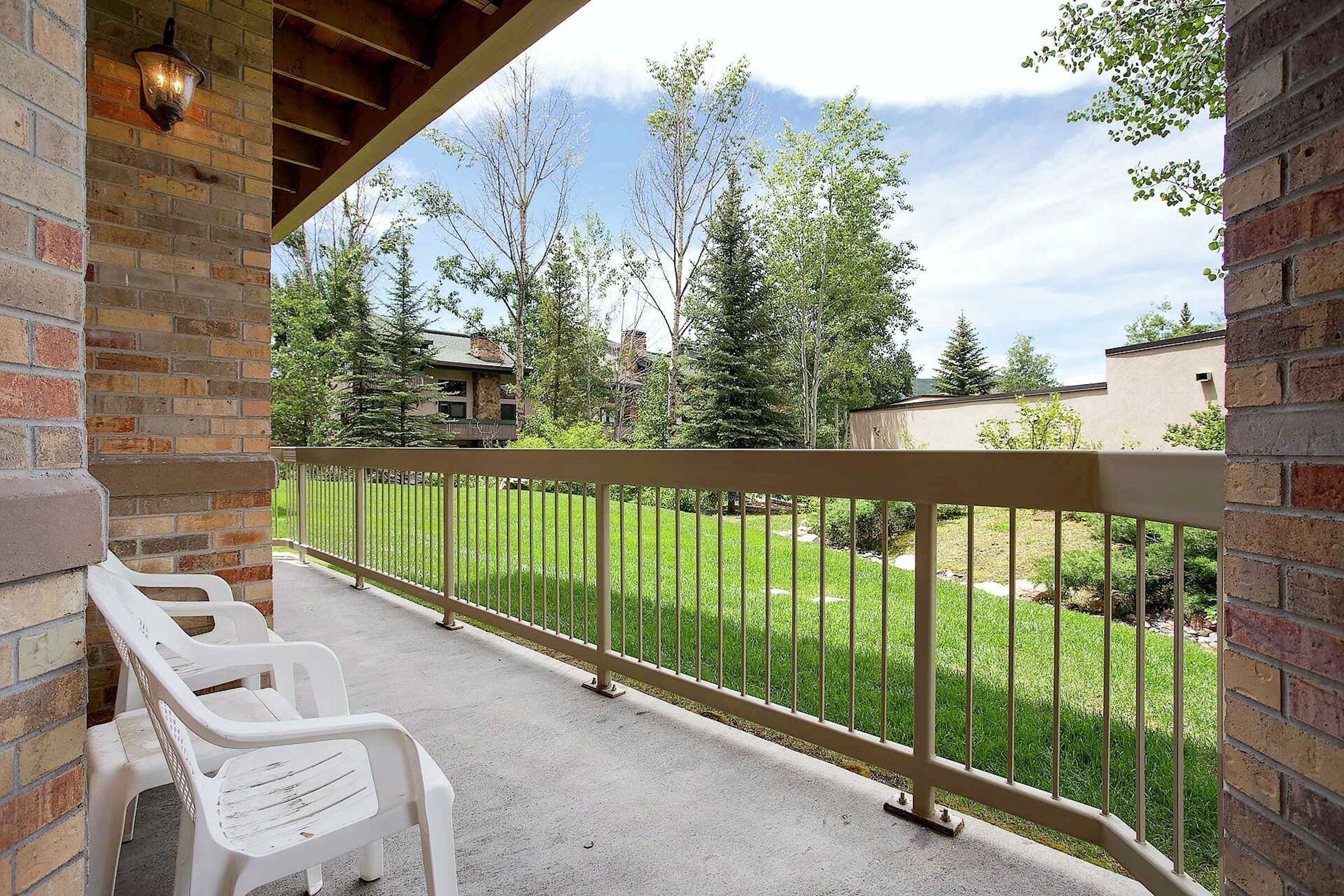 #311 - Patio