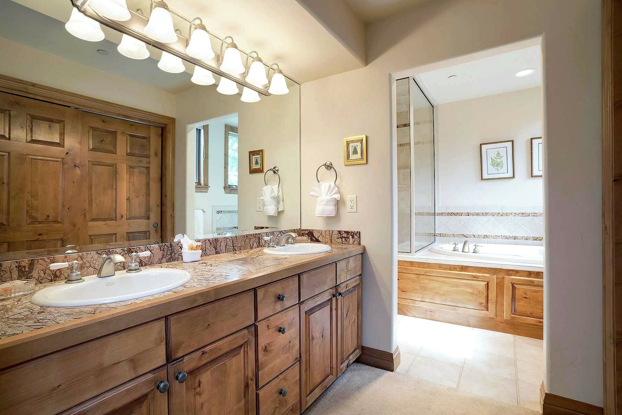#325 - Bathroom