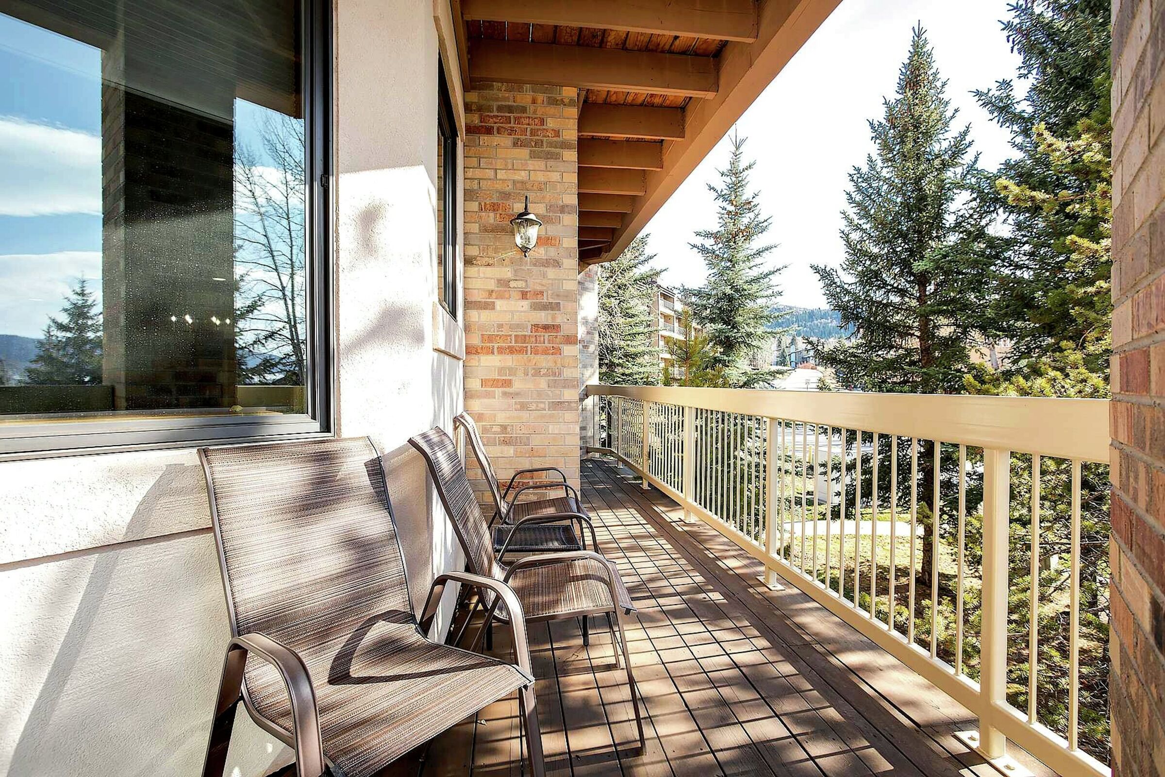 #325 - Balcony