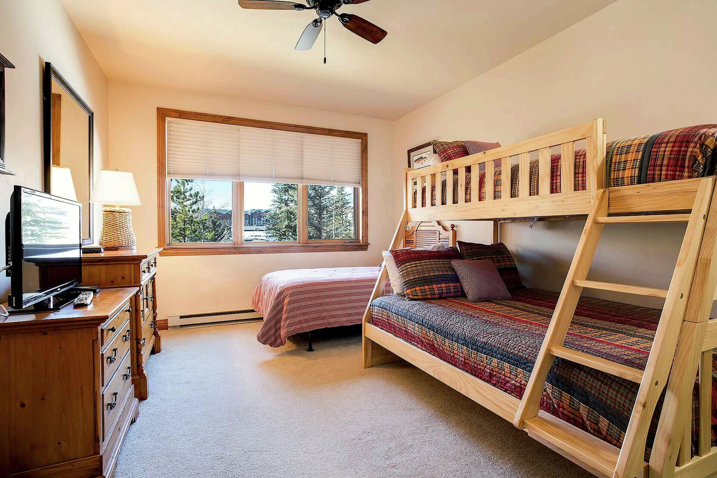 #325 - Bedroom