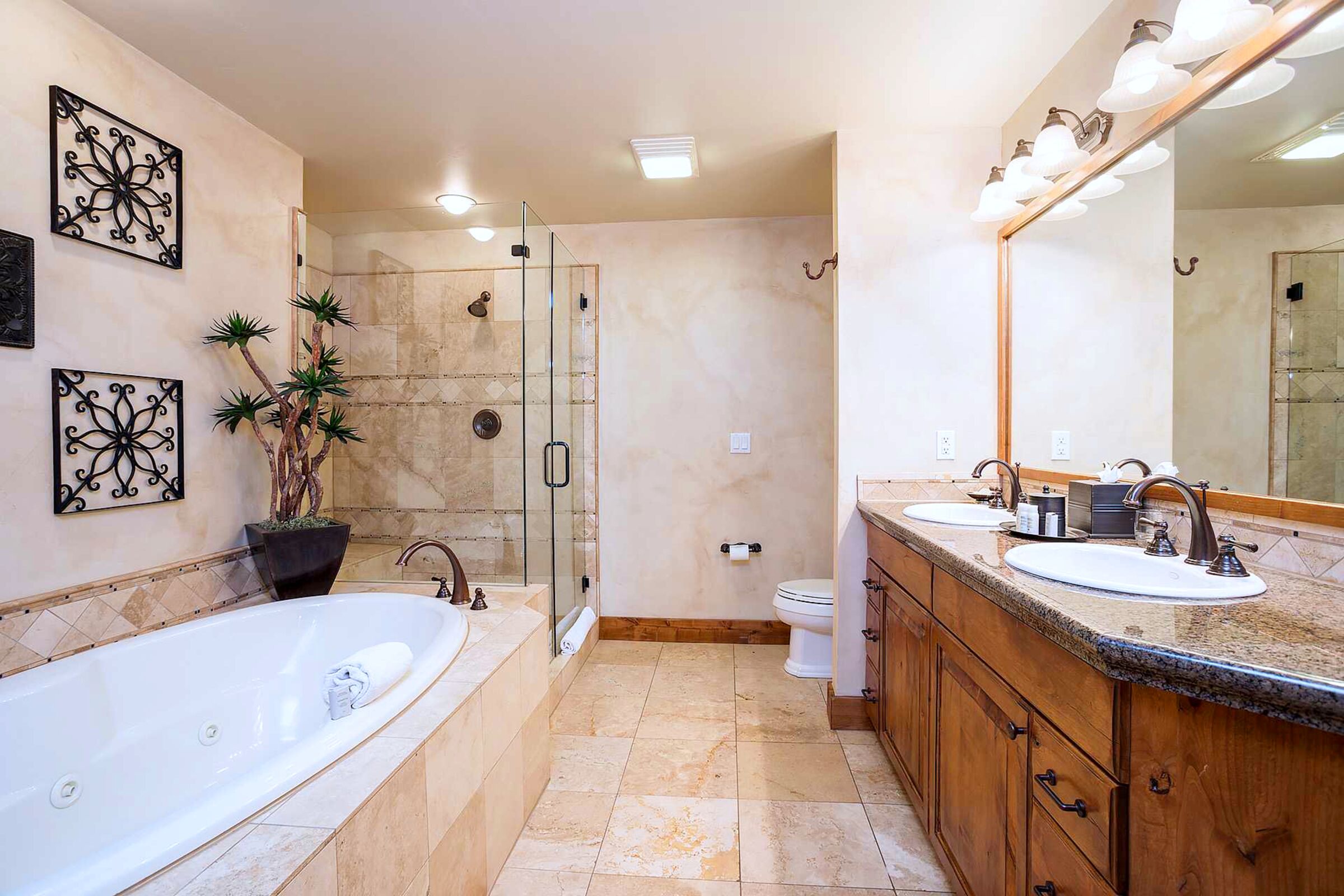 #2A2 - Master Ensuite Bathroom