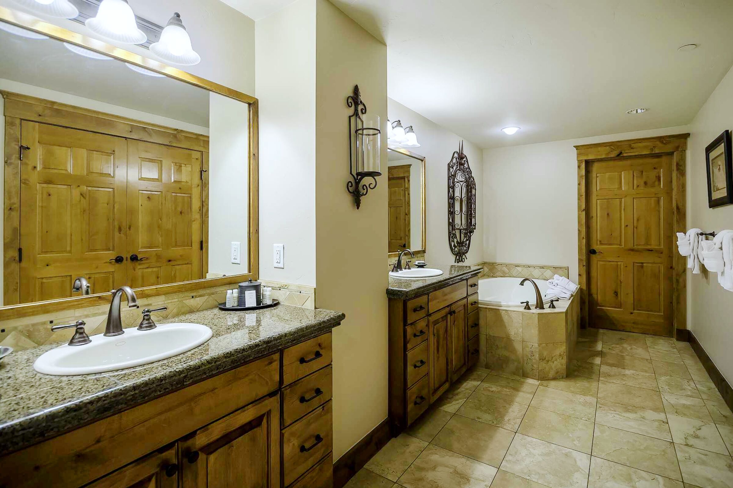 #5B2 - Bathroom
