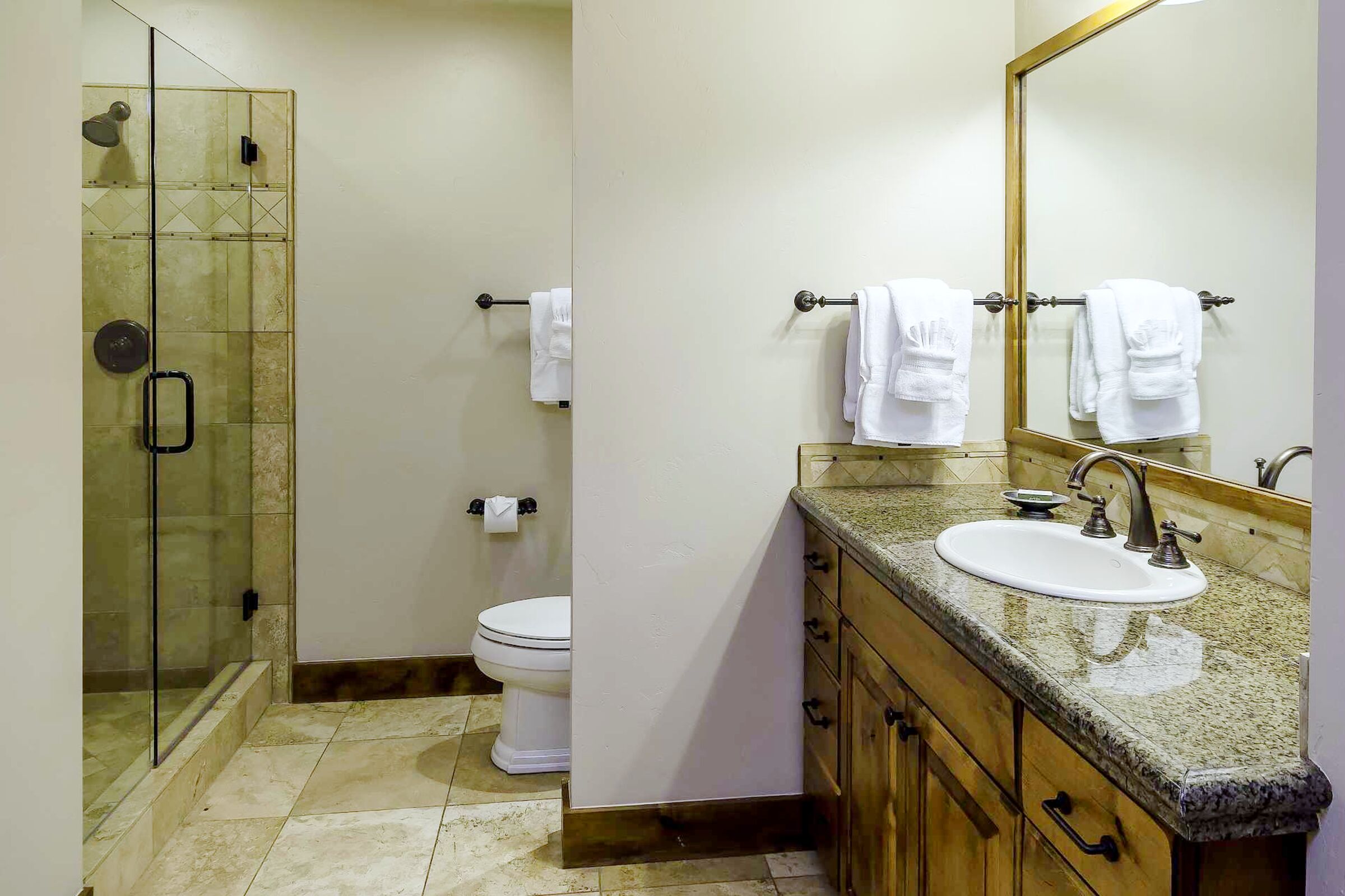 #5B2 - Bathroom