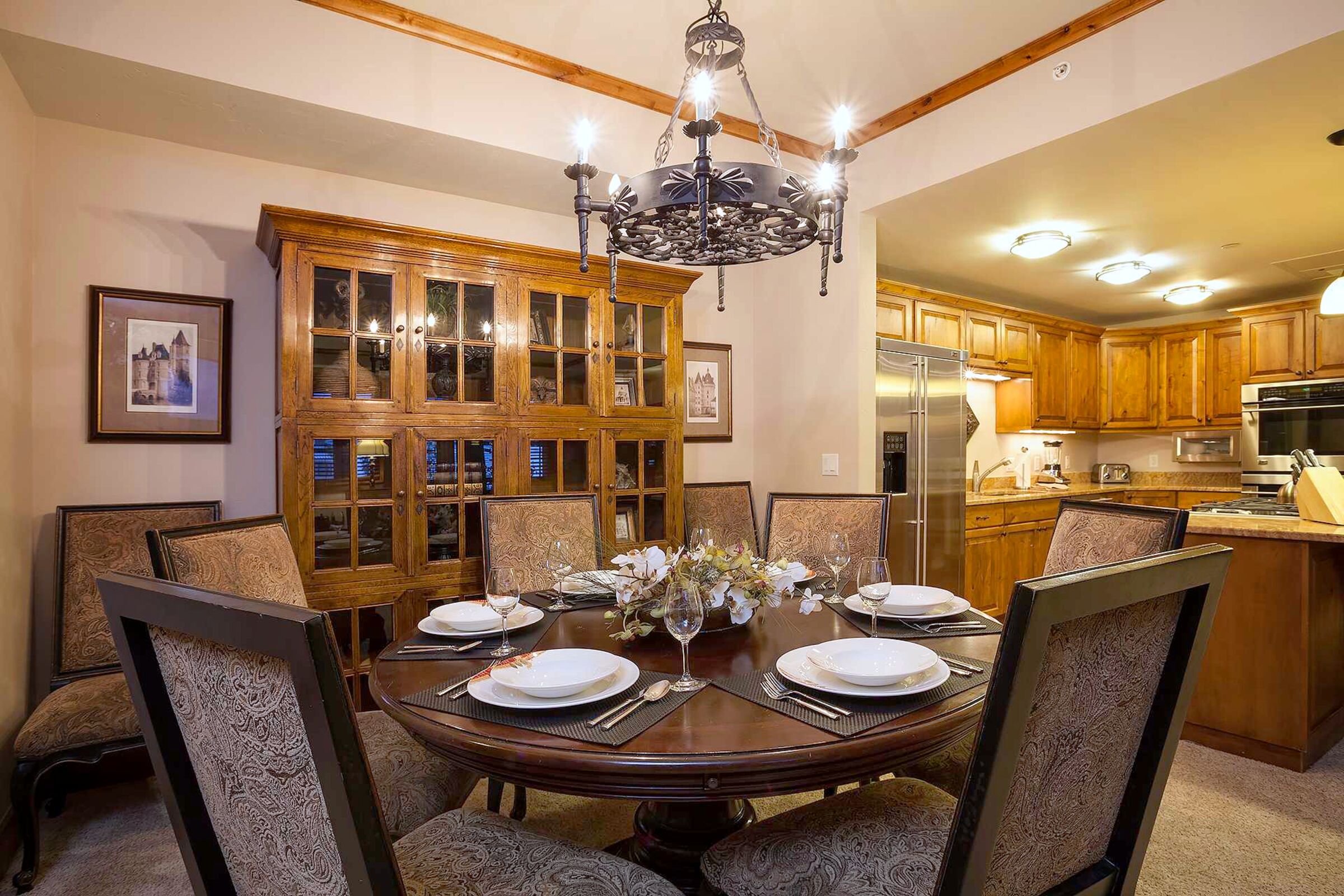 #5E2 - Dining Room