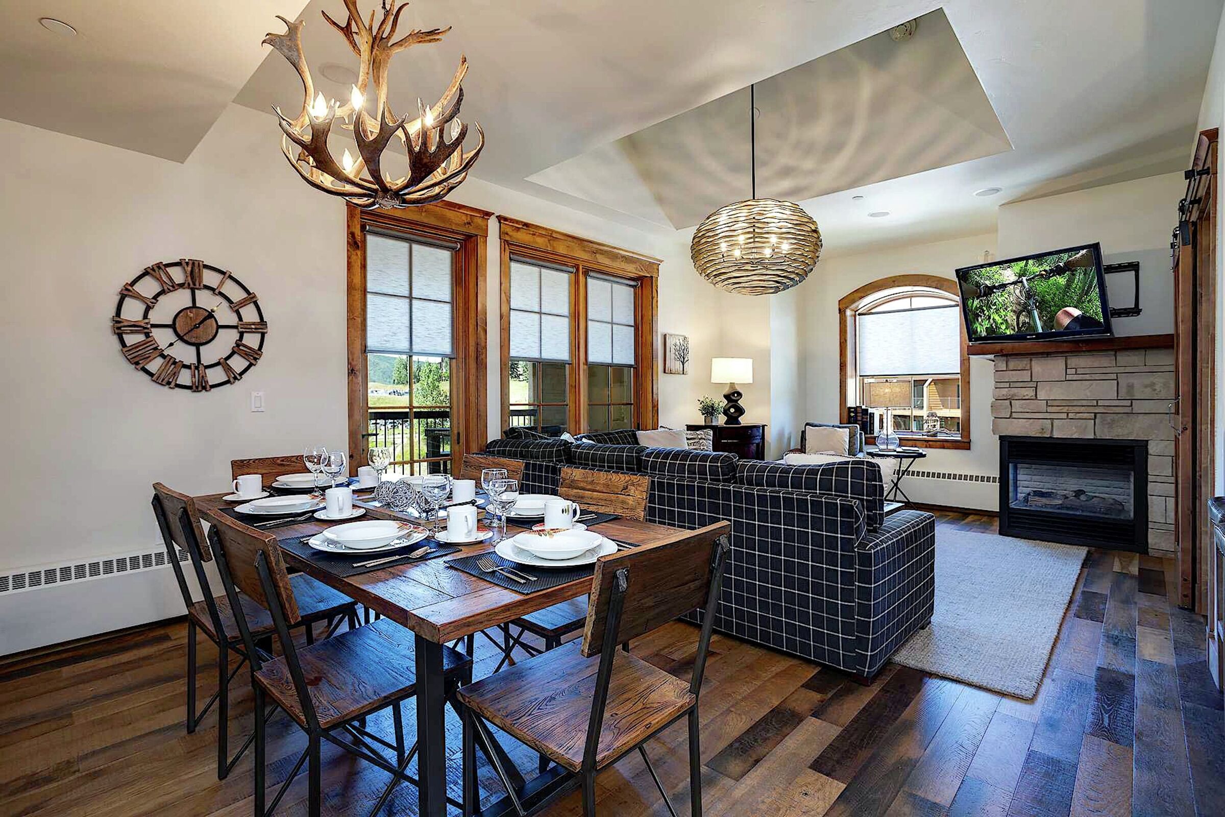 #5D - Dining Room