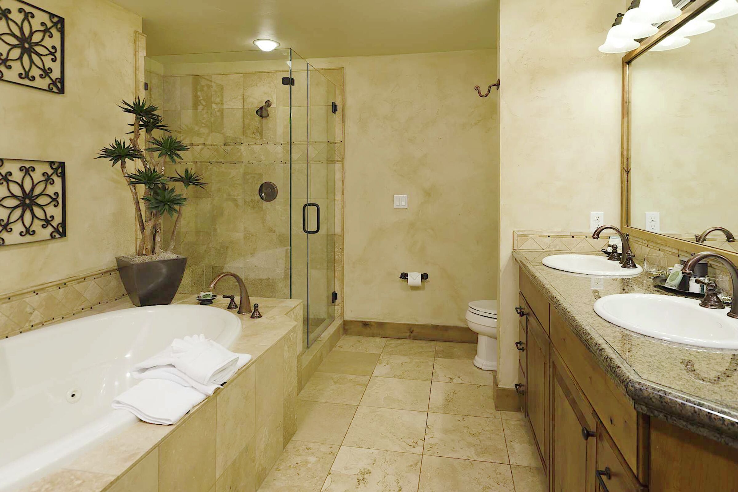 #3A3 - Master Ensuite Bathroom