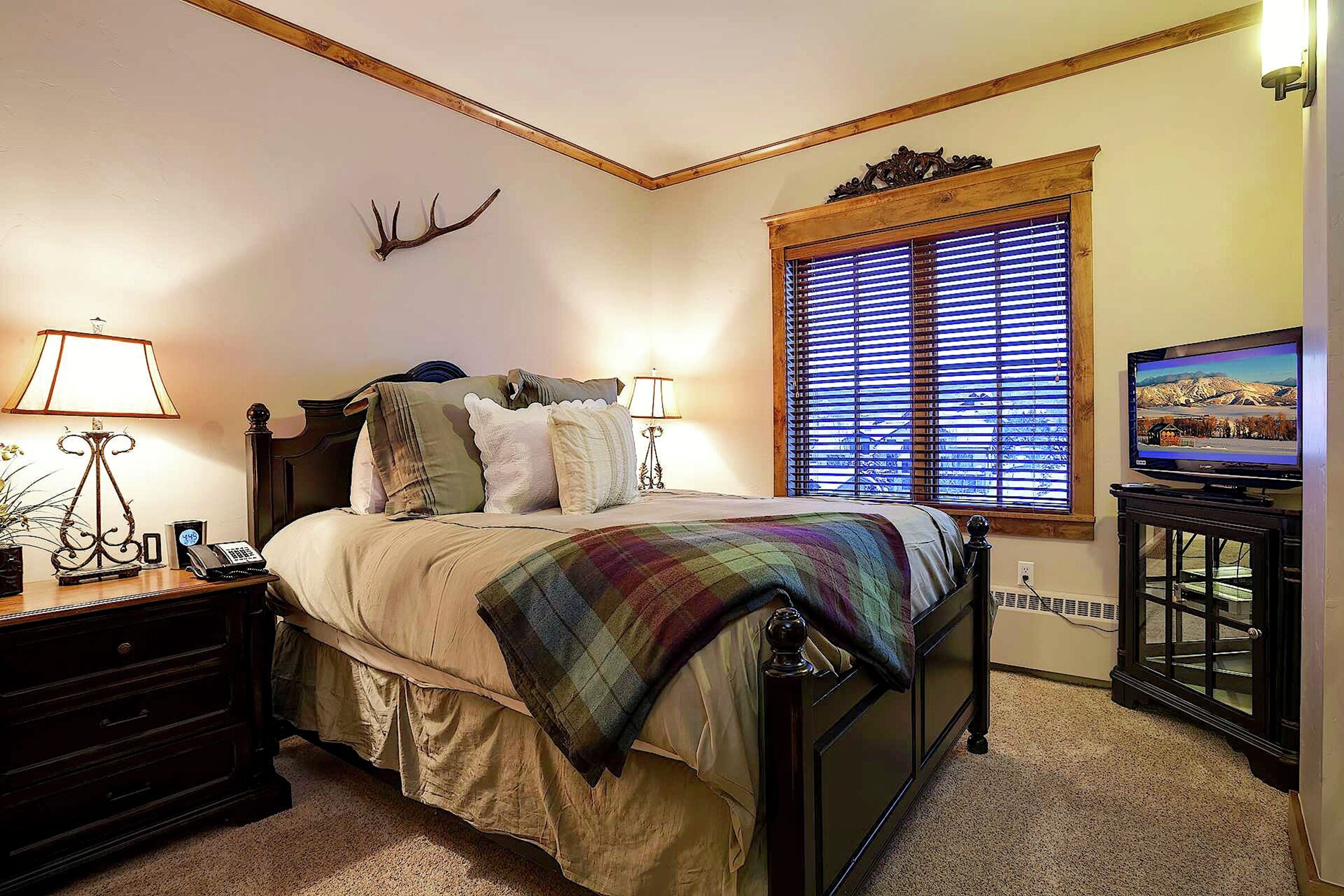 #5E - Bedroom
