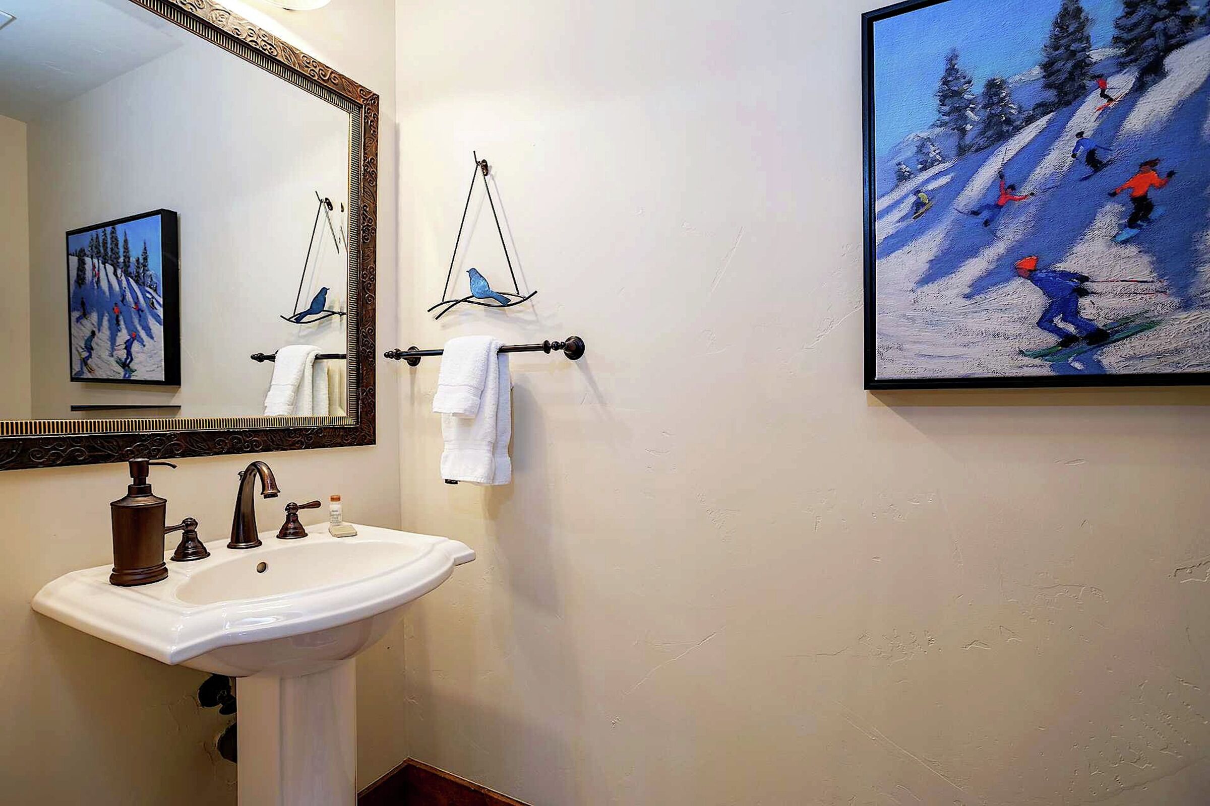 #4E - Bathroom