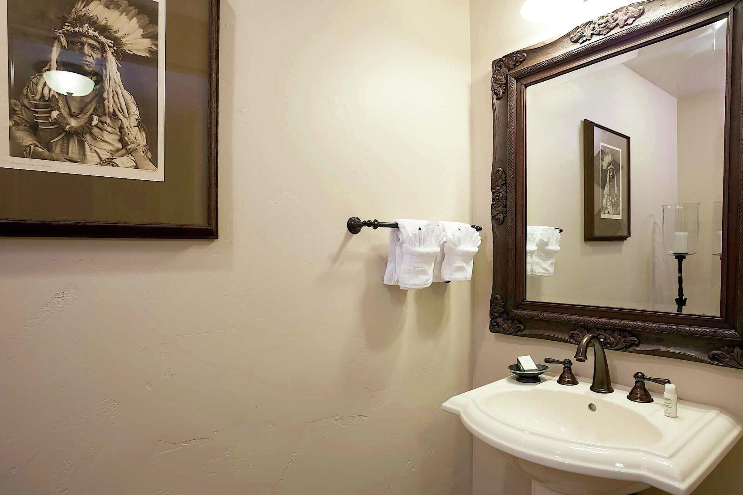 #6A - Bathroom