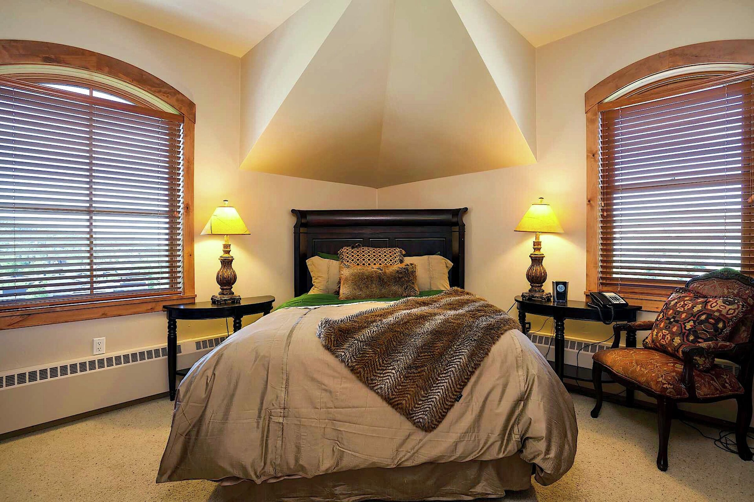 #6A - Bedroom