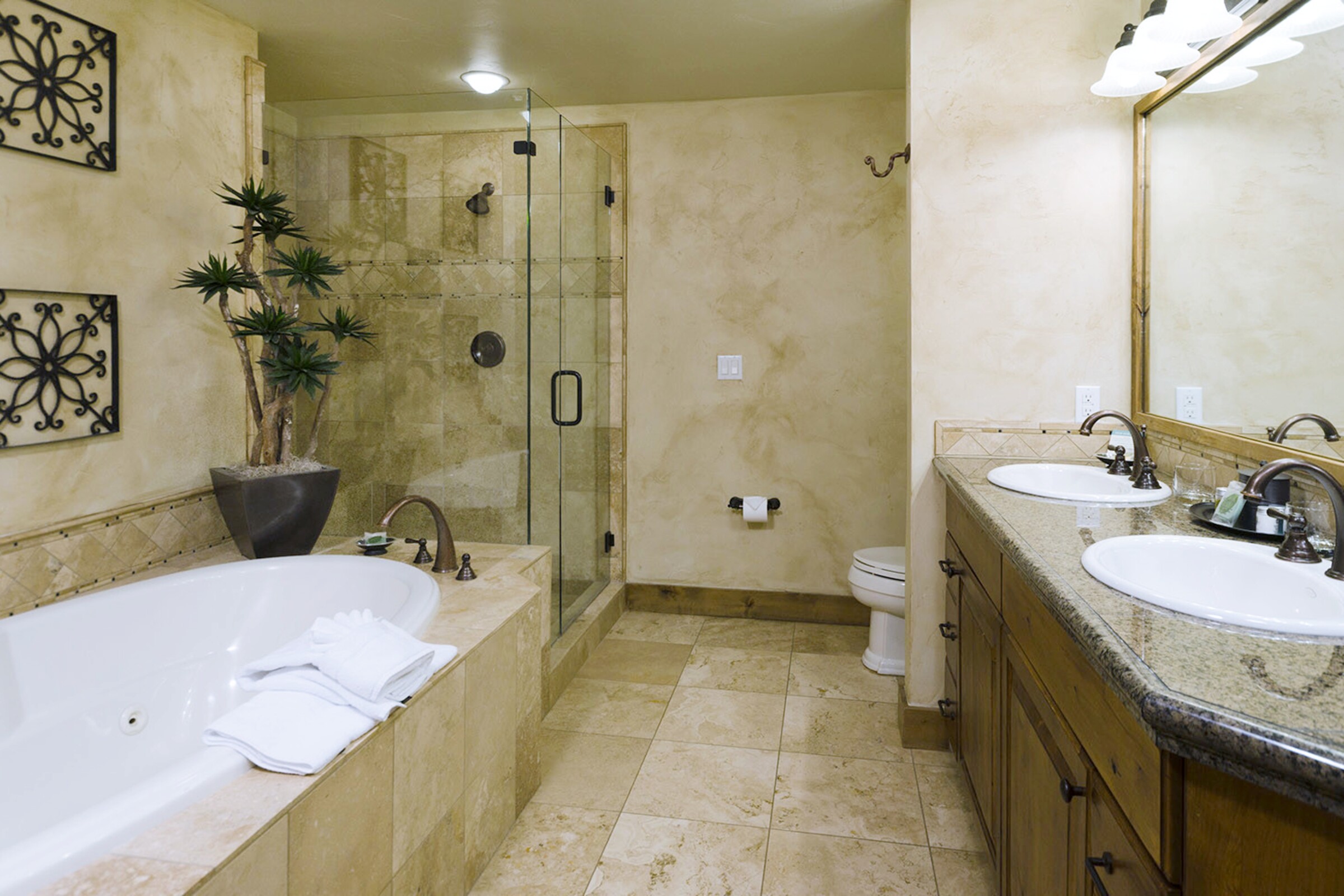 #3A - Master Ensuite Bathroom