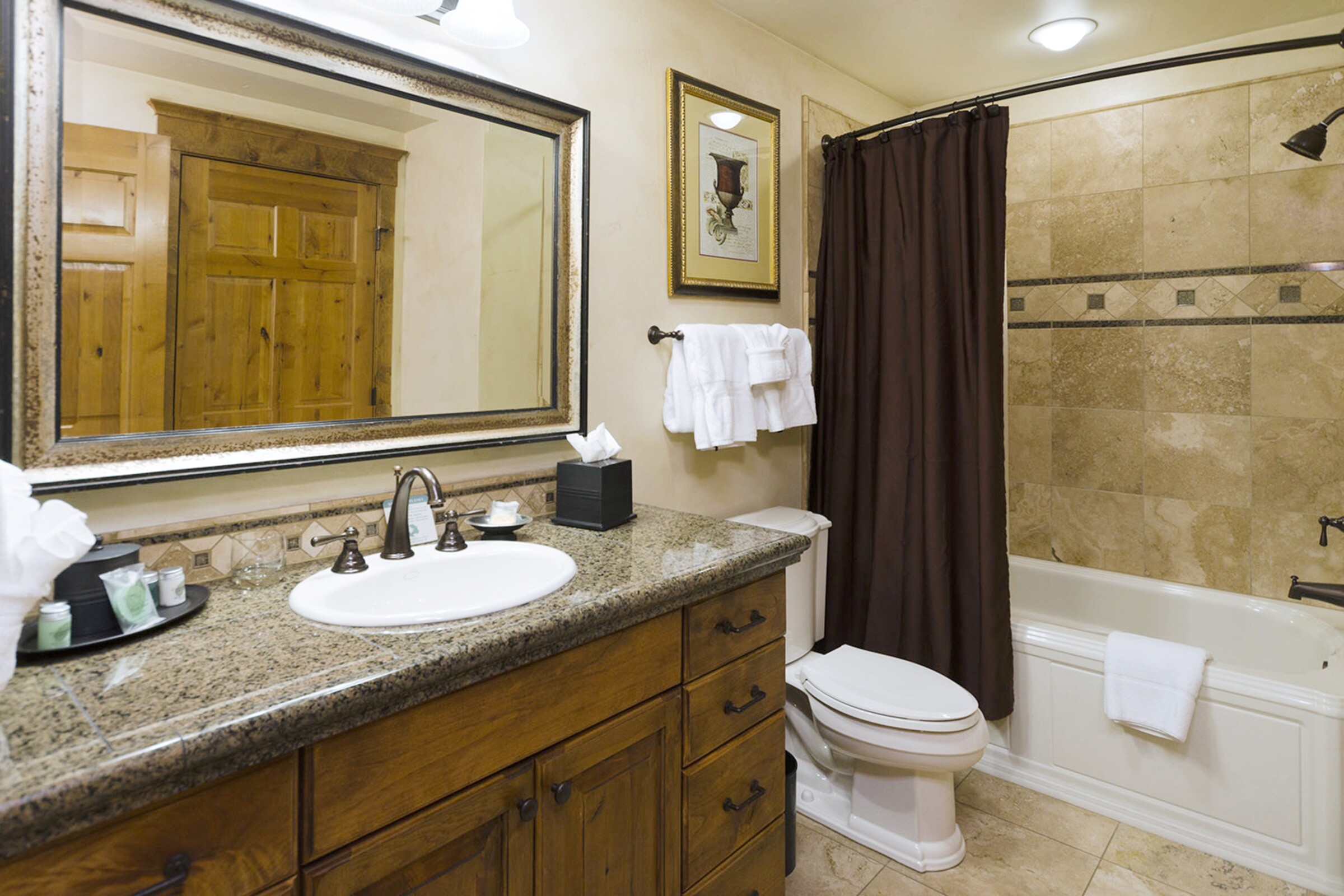 #3A - Ensuite Bathroom