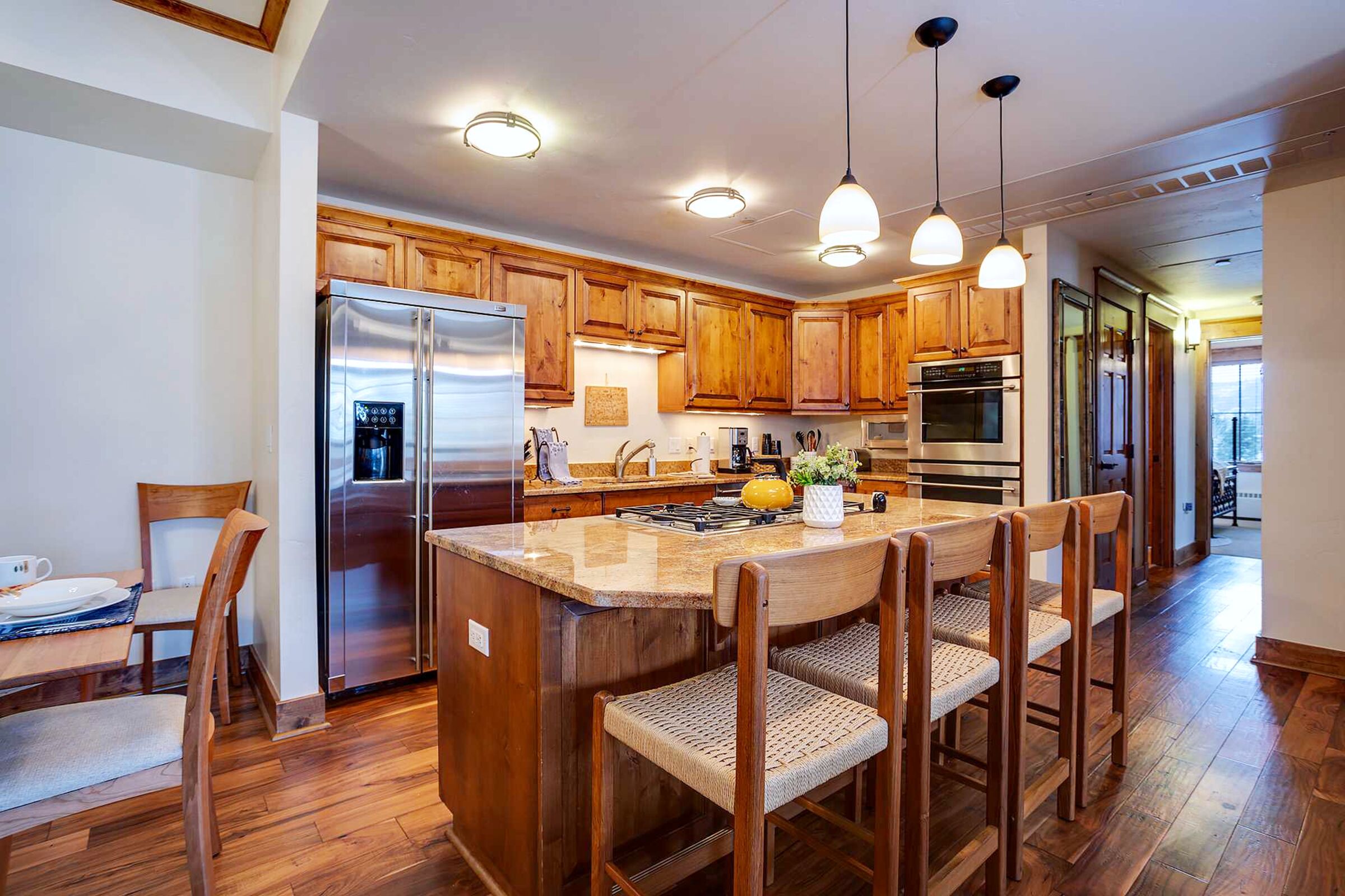 #4E - Kitchen