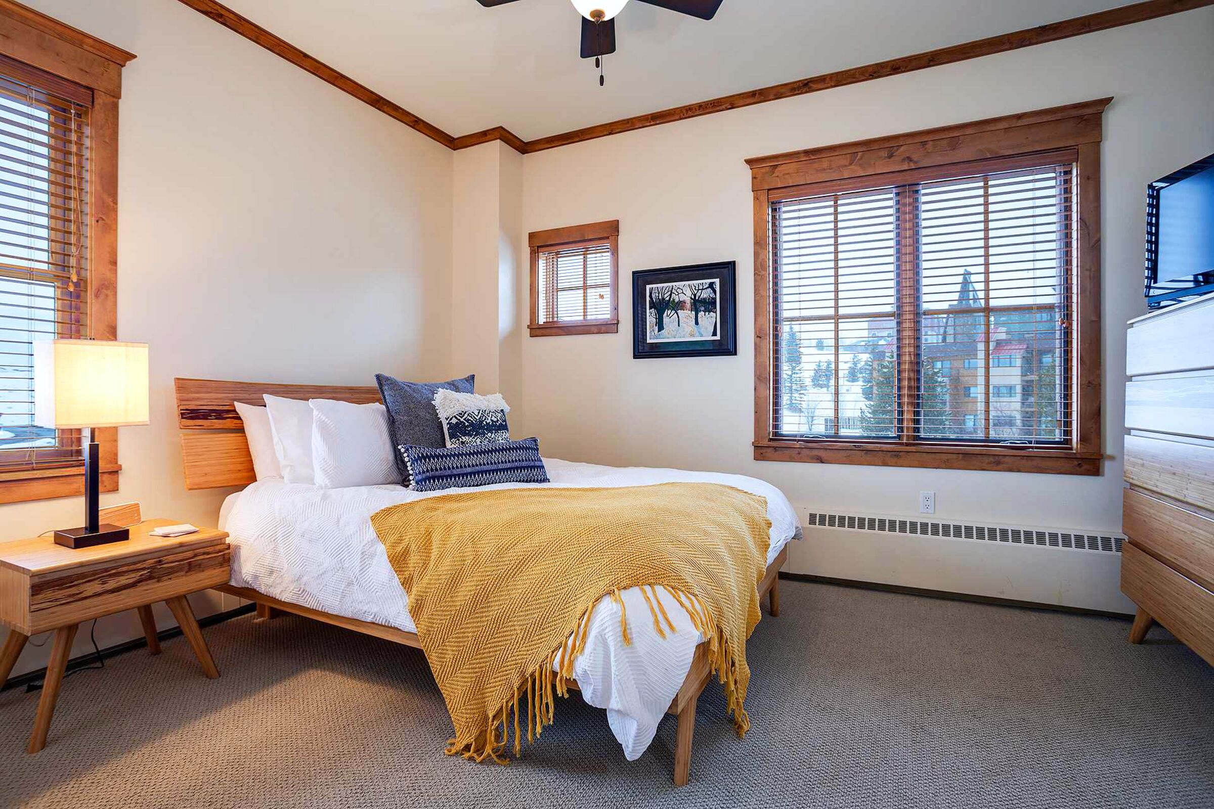 #4E - Bedroom